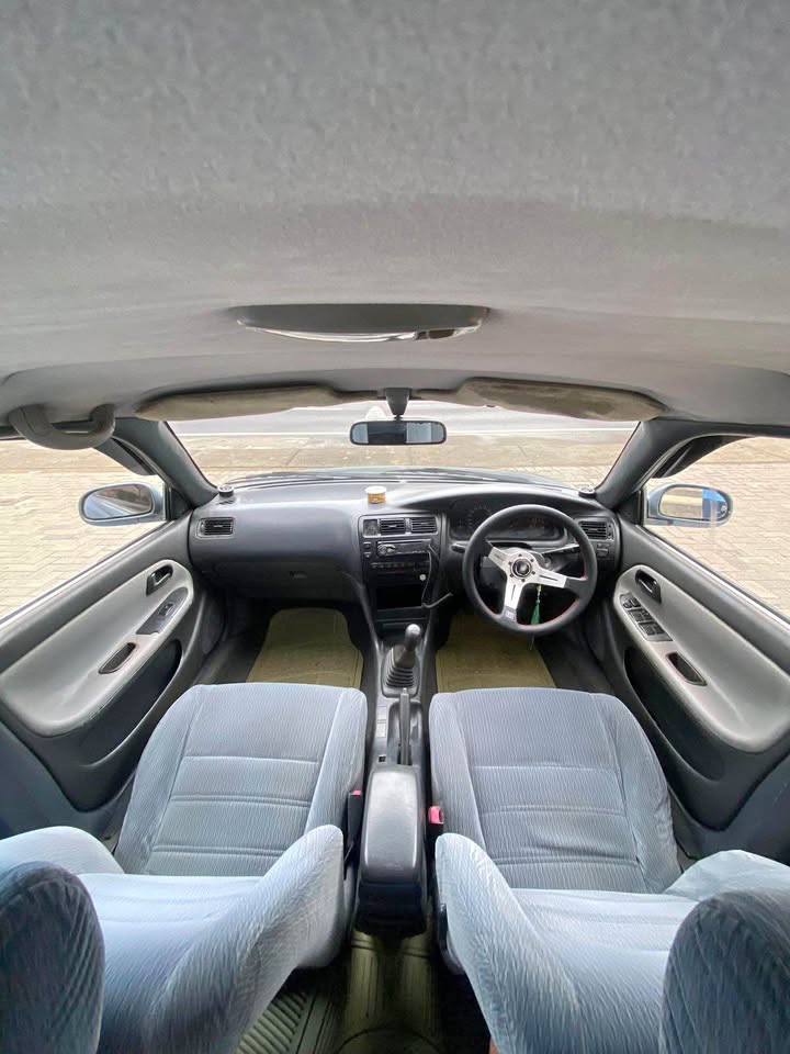 1992 Toyota Corolla 1.6 SEG GREAT MT SDN 1992 Toyota Corolla 1.6 SEG GREAT MT SDN