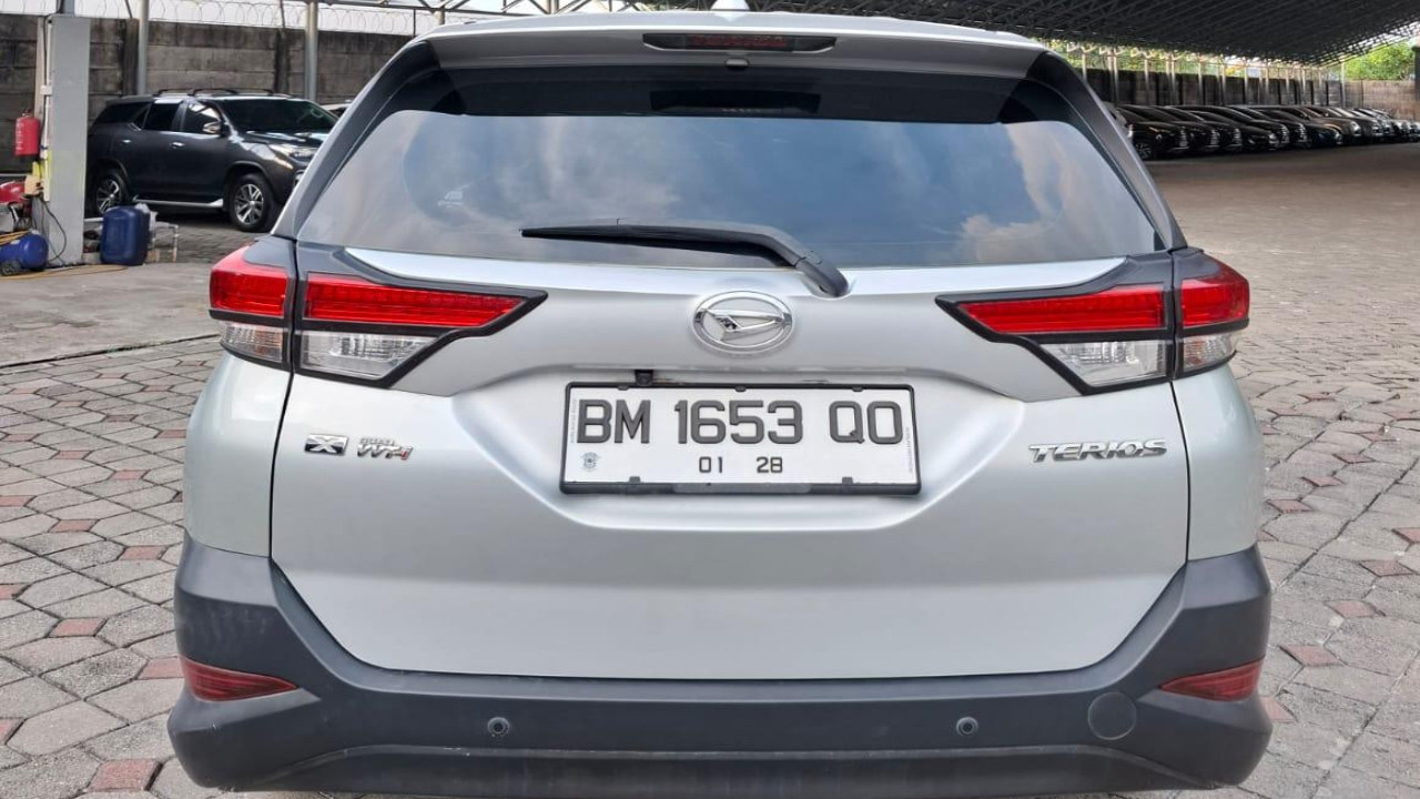 2022 Daihatsu Terios X M/T 2022 Daihatsu Terios X M/T