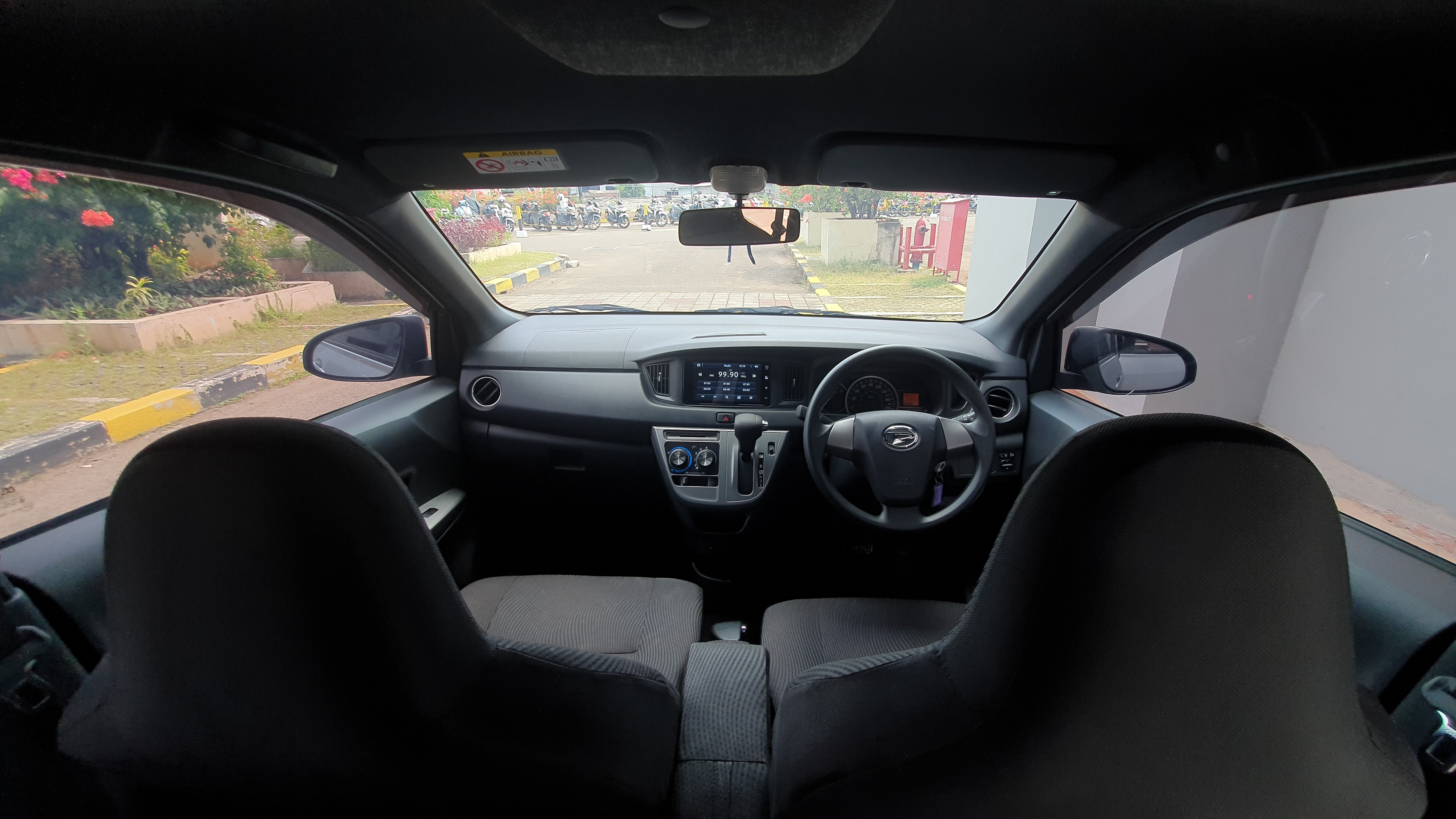 2024 Daihatsu Sigra 2024 Daihatsu Sigra