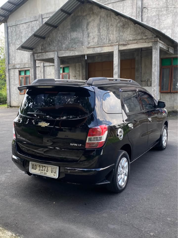 2013 Chevrolet Spin 1.3 LT MT 2013 Chevrolet Spin 1.3 LT MT