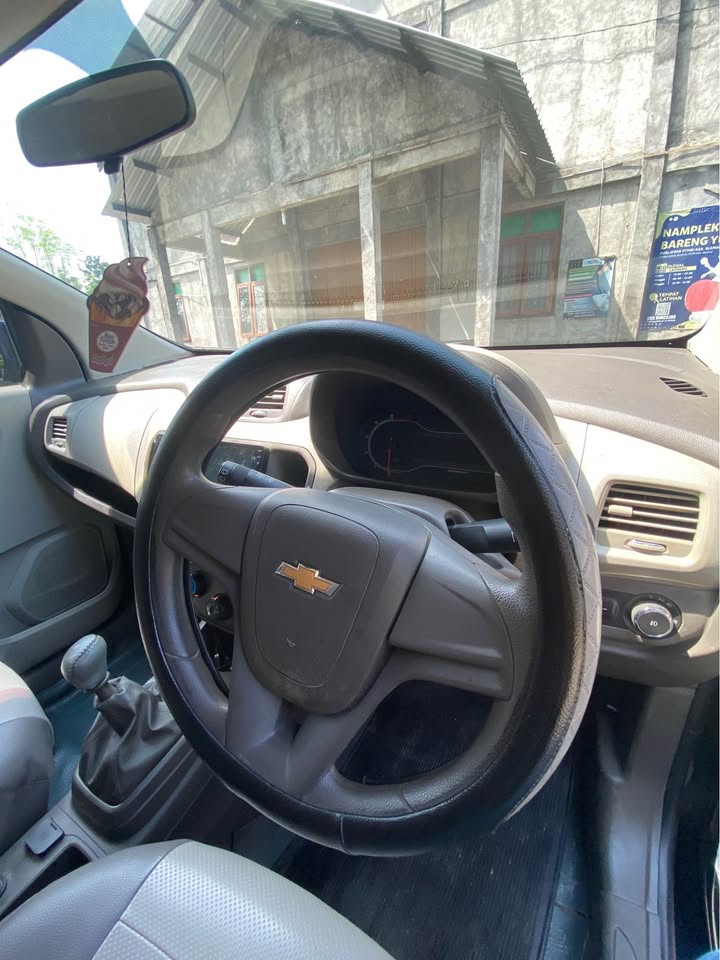 2013 Chevrolet Spin 1.3 LT MT 2013 Chevrolet Spin 1.3 LT MT