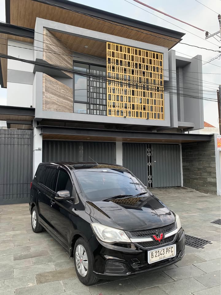 2017 Wuling Confero S 1.5C MT 2017 Wuling Confero S 1.5C MT