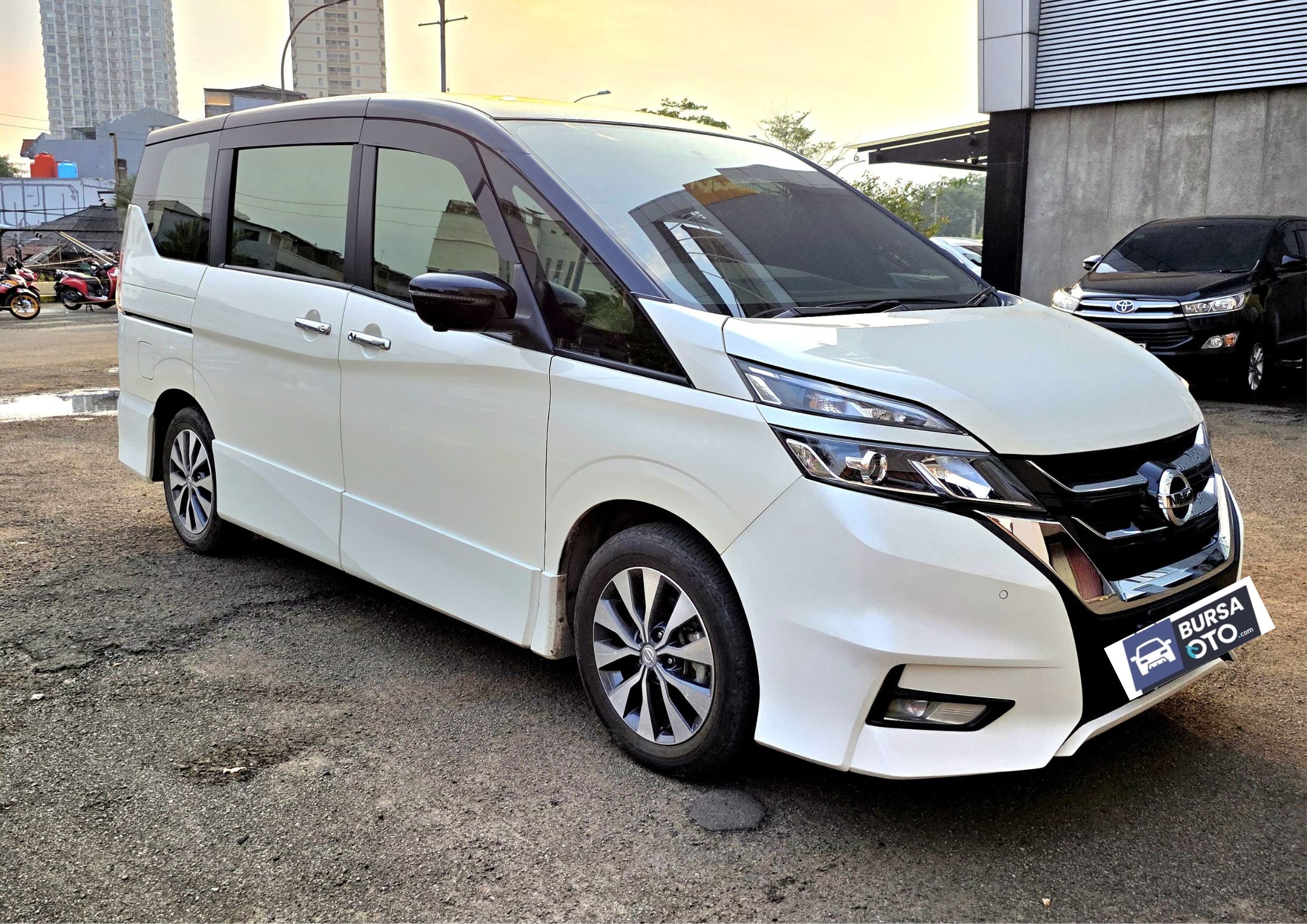 2022 Nissan Serena 2022 Nissan Serena