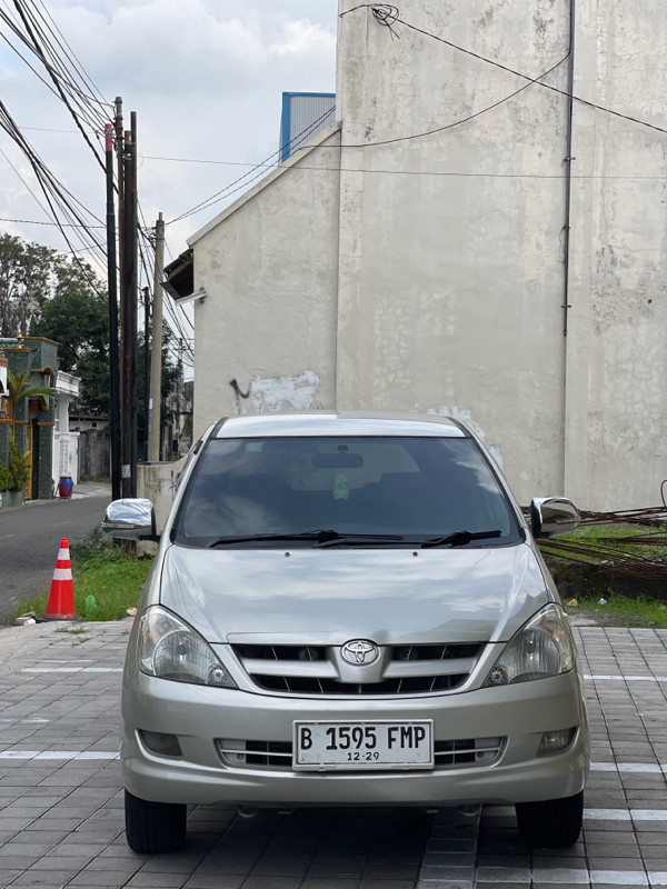 Second Hand 2004 Toyota Innova BENSIN G 2.0 MT Second Hand 2004 Toyota Innova BENSIN G 2.0 MT