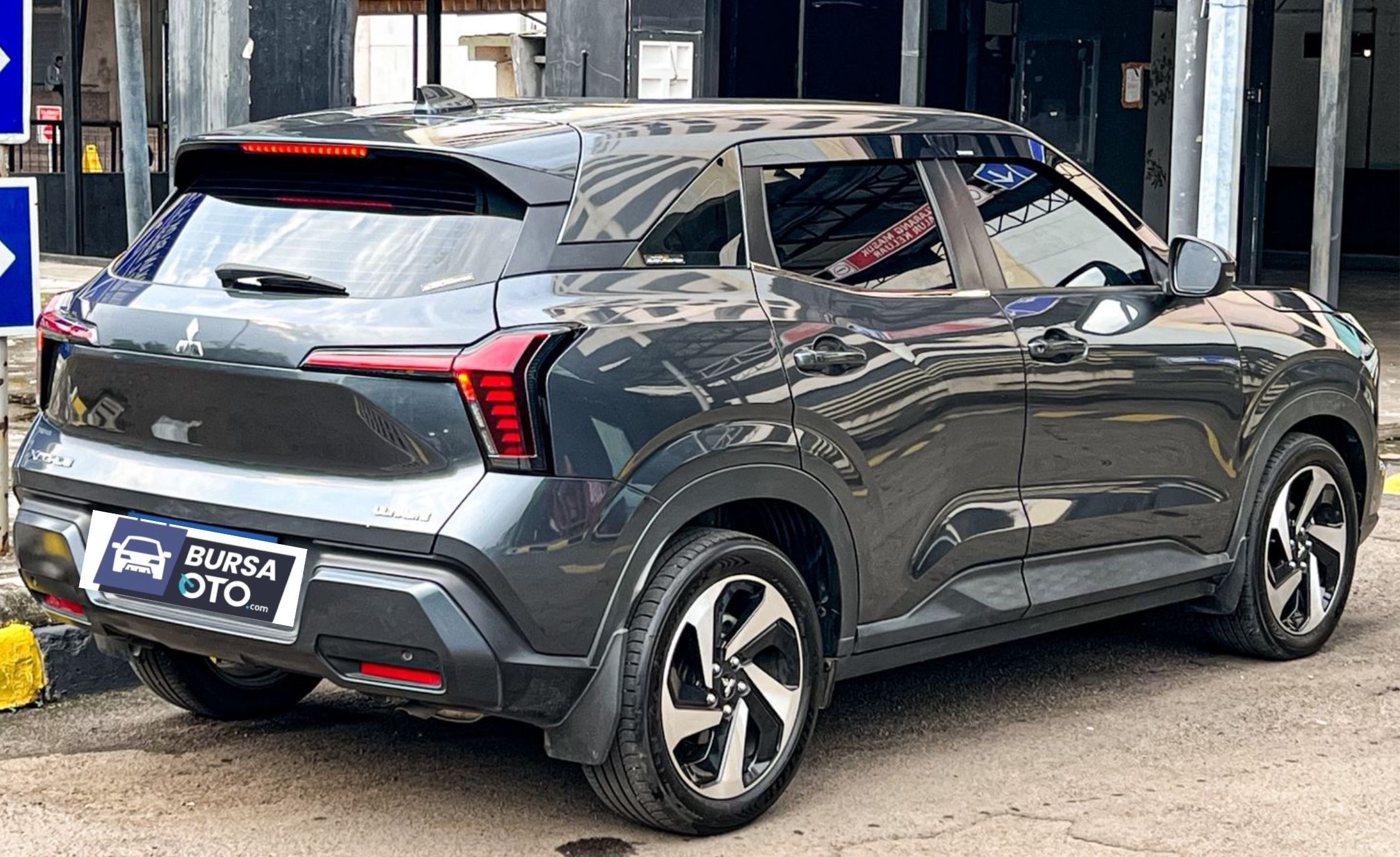 2024 Mitsubishi XForce Ultimate CVT 2024 Mitsubishi XForce Ultimate CVT