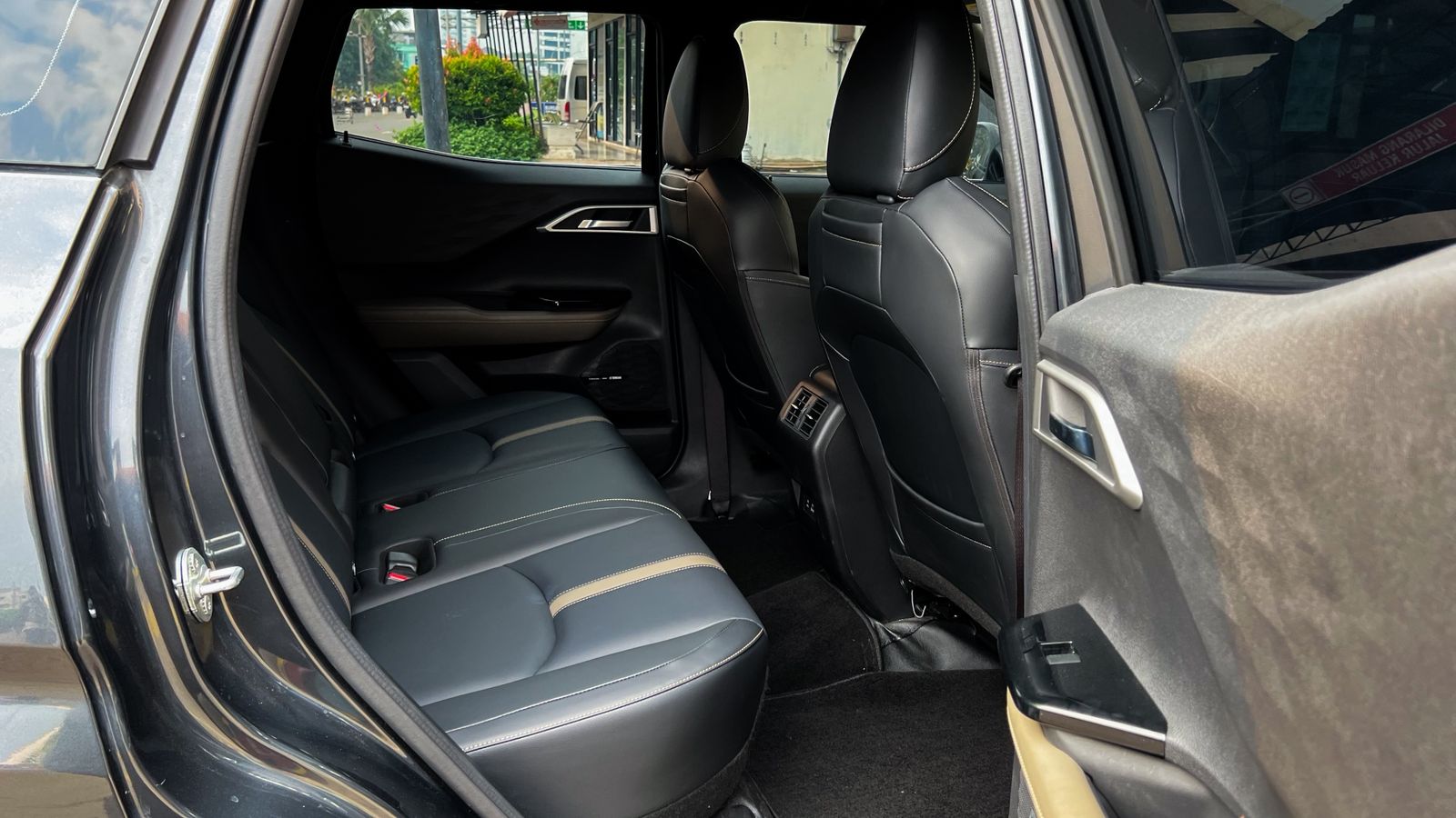 2024 Mitsubishi XForce Ultimate CVT 2024 Mitsubishi XForce Ultimate CVT