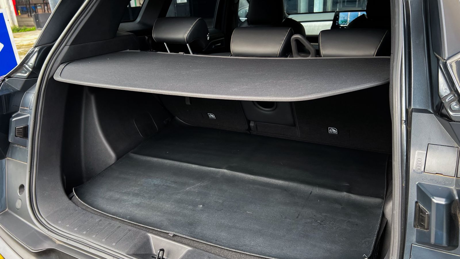 2024 Mitsubishi XForce Ultimate CVT 2024 Mitsubishi XForce Ultimate CVT