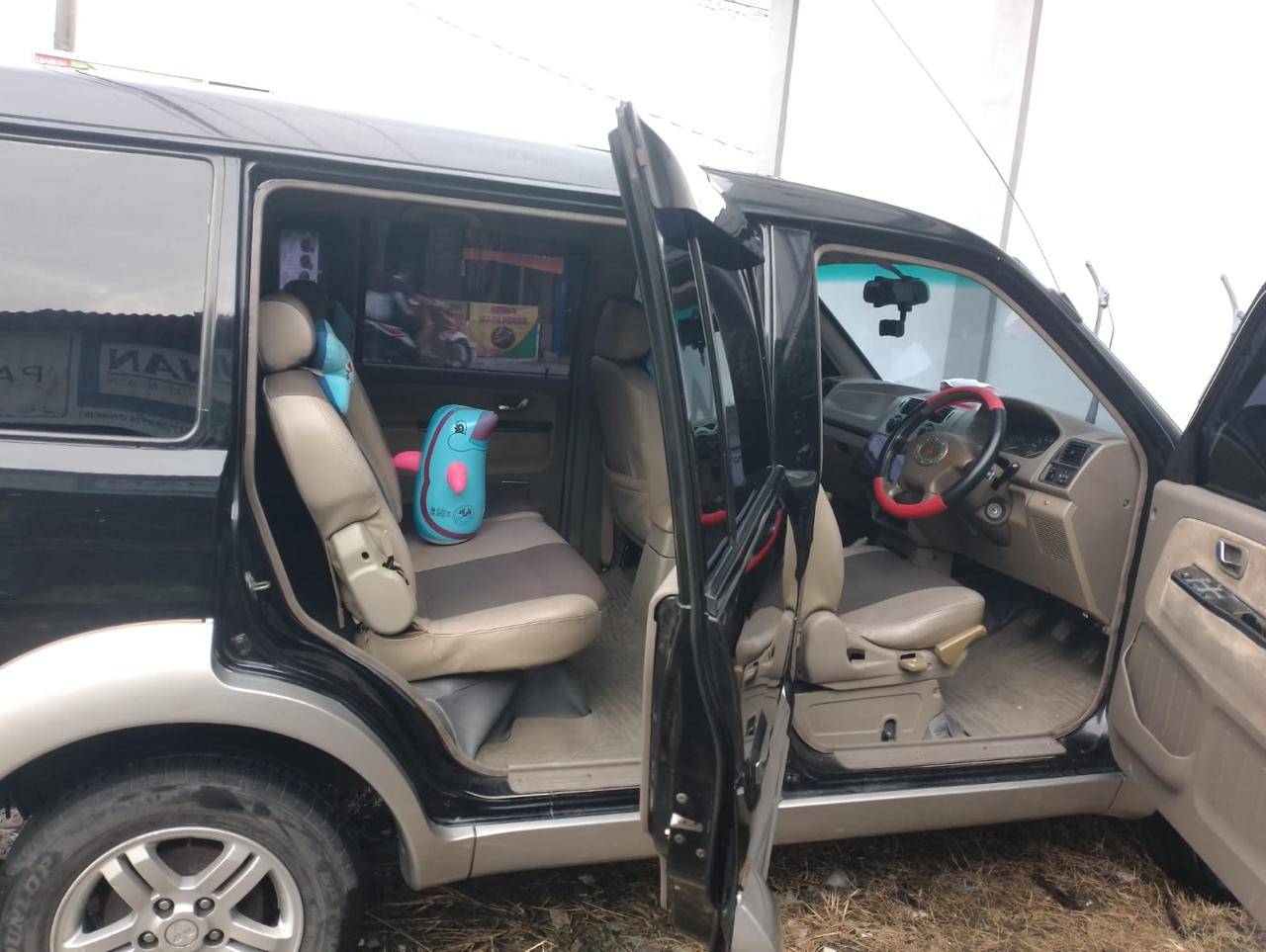 2005 Mitsubishi Kuda Grandia 2.0L MT 2005 Mitsubishi Kuda Grandia 2.0L MT