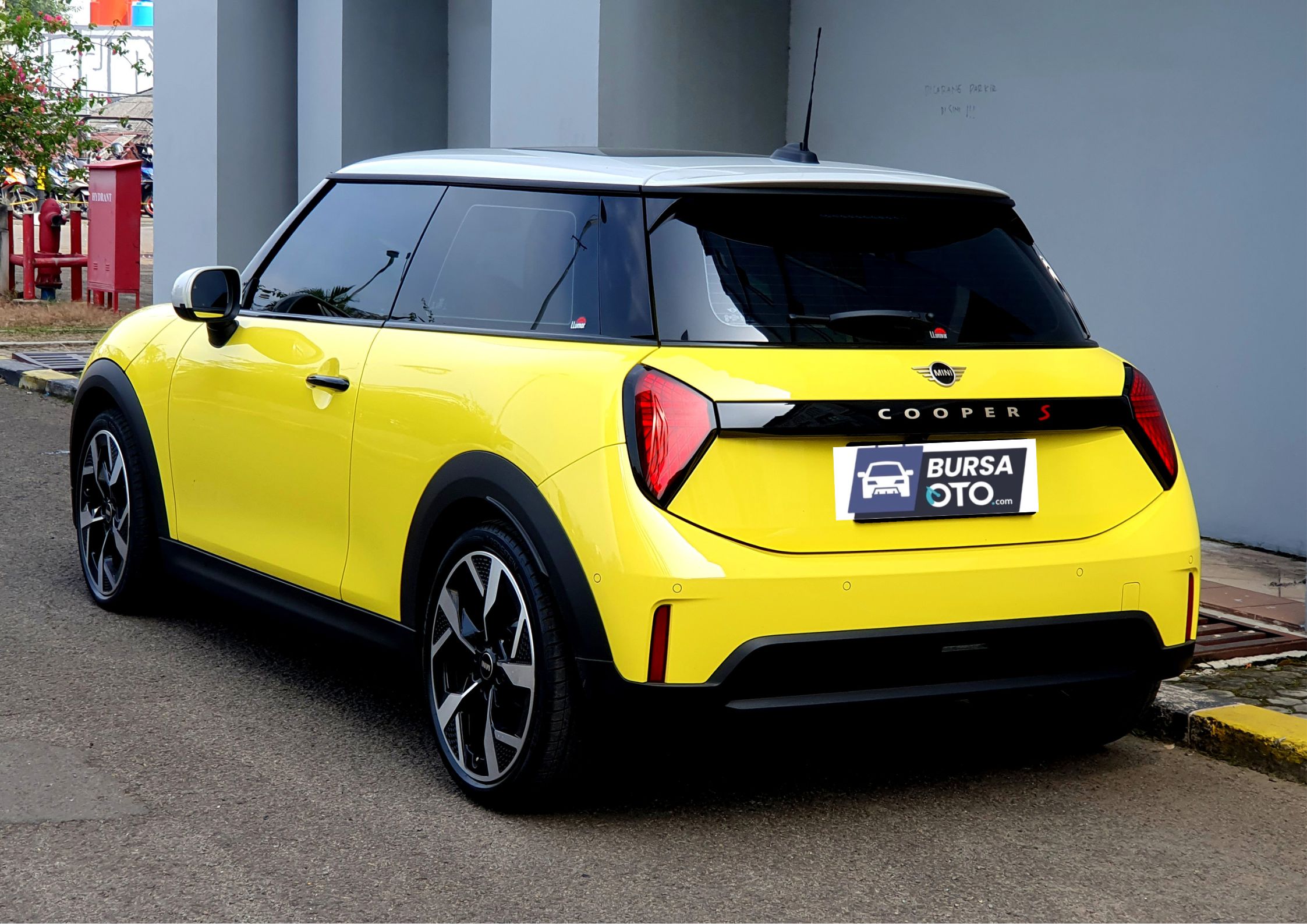 2024 MINI Cooper 2024 MINI Cooper