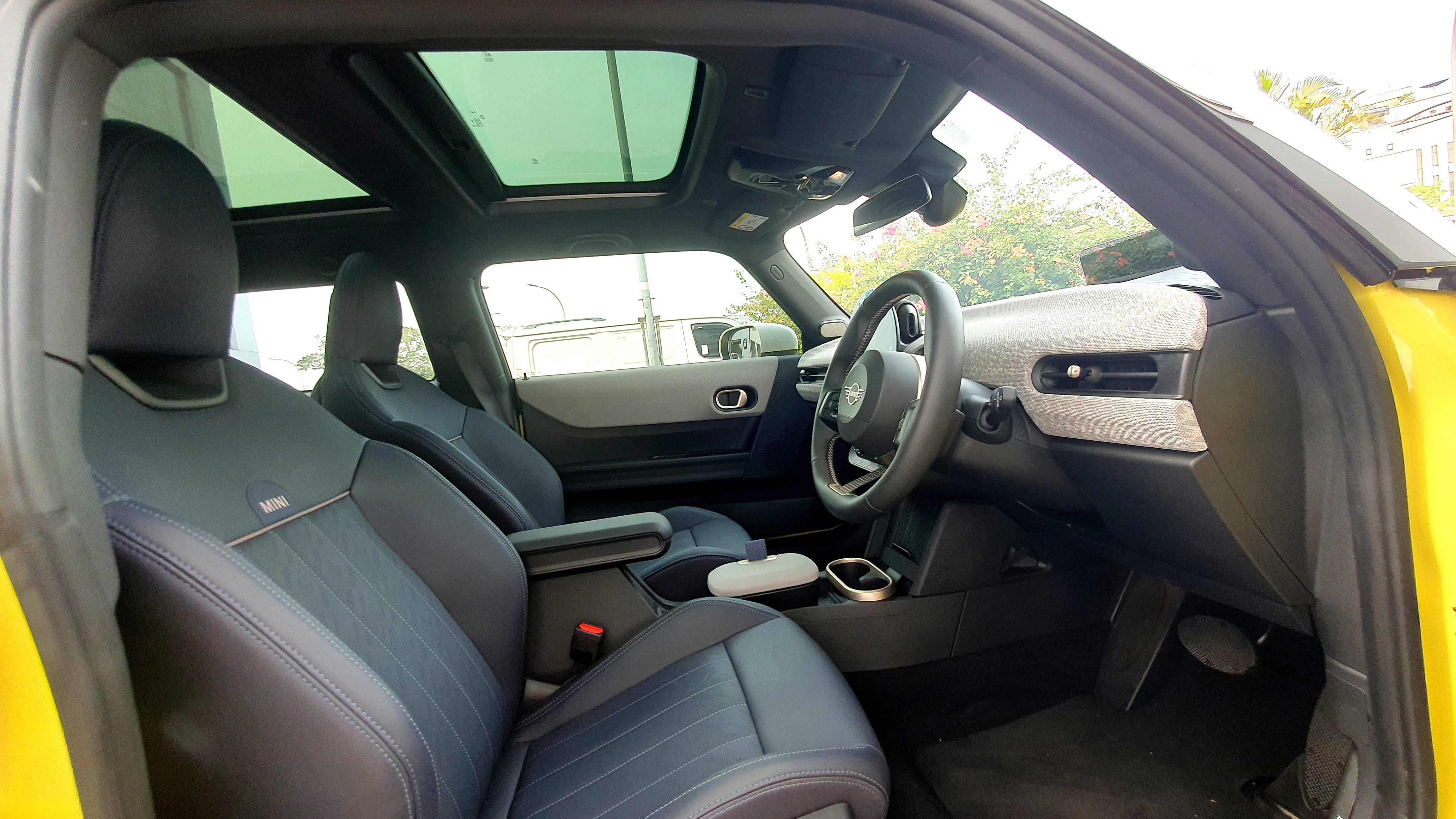 2024 MINI Cooper 2024 MINI Cooper