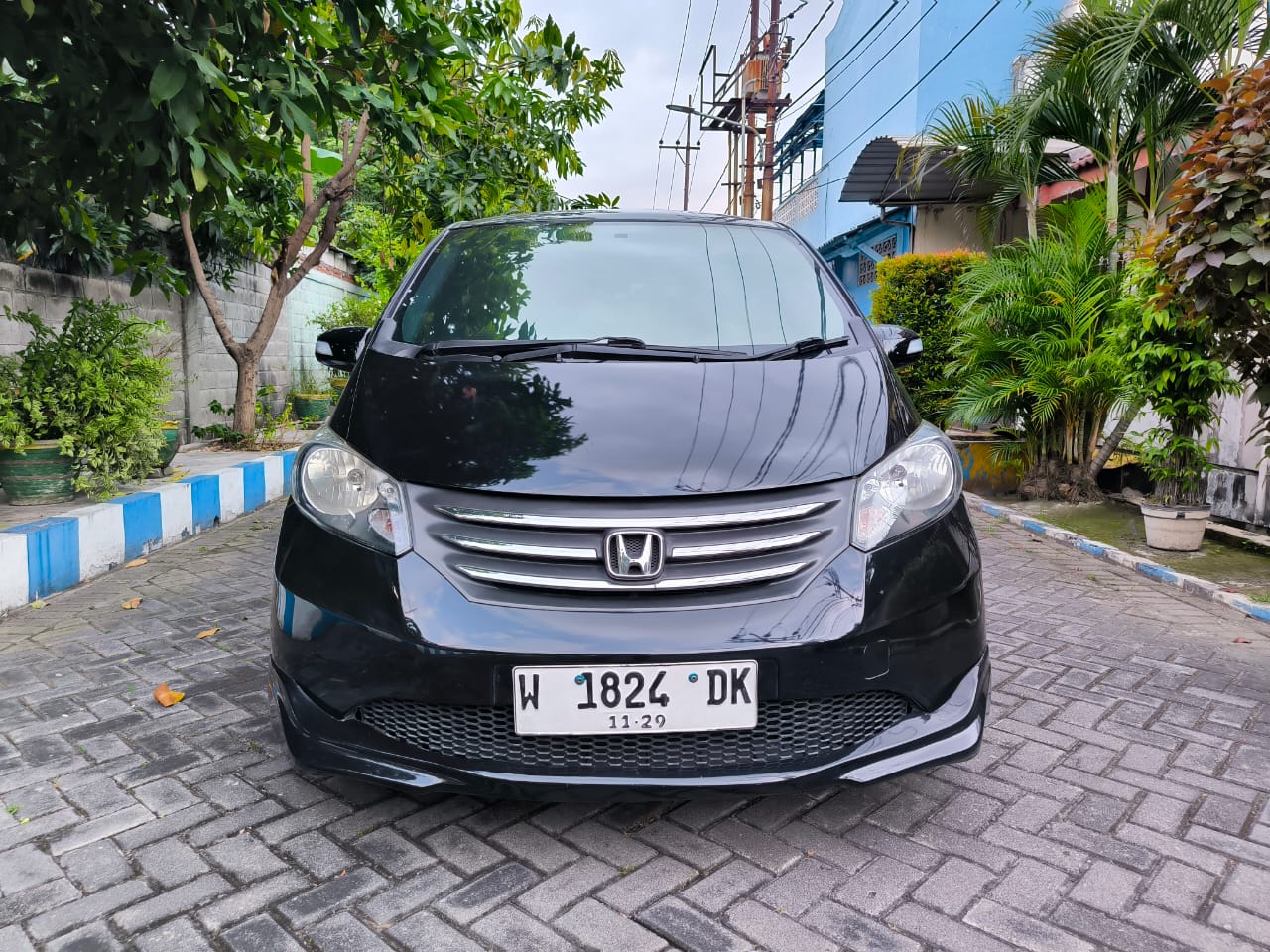 Second Hand 2011 Honda Freed Second Hand 2011 Honda Freed