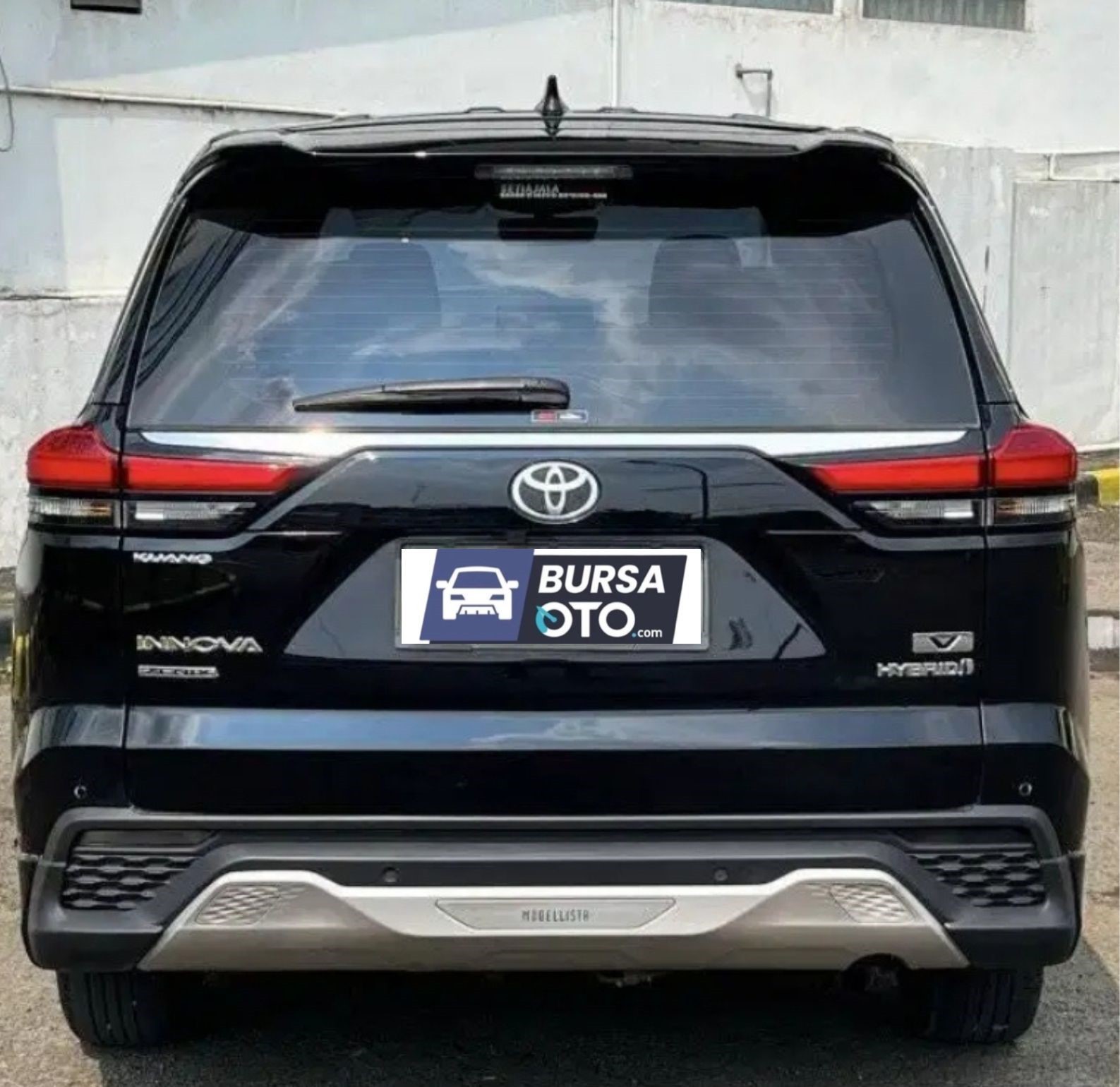 2022 Toyota Kijang Innova Zenix Hybrid EV 2022 Toyota Kijang Innova Zenix Hybrid EV