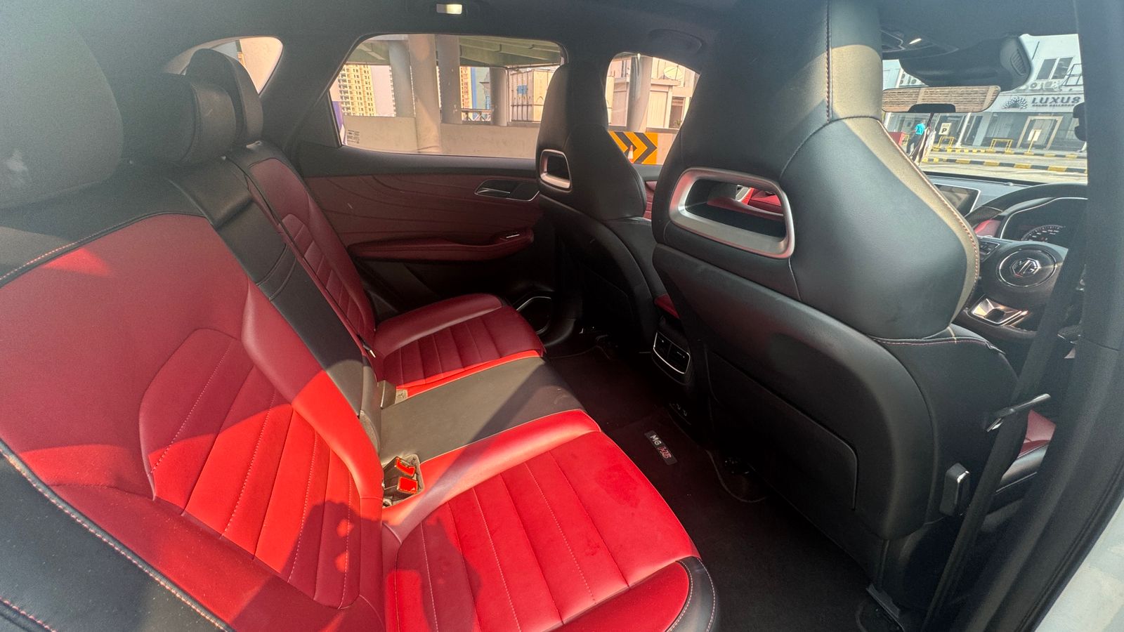 2020 MG HS 2020 MG HS