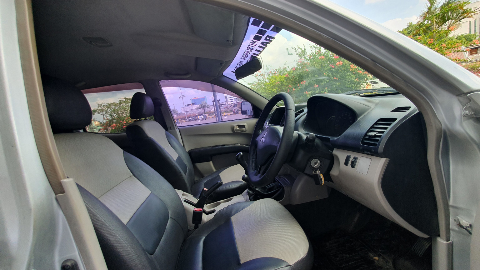 2012 Mitsubishi Strada Triton 2012 Mitsubishi Strada Triton