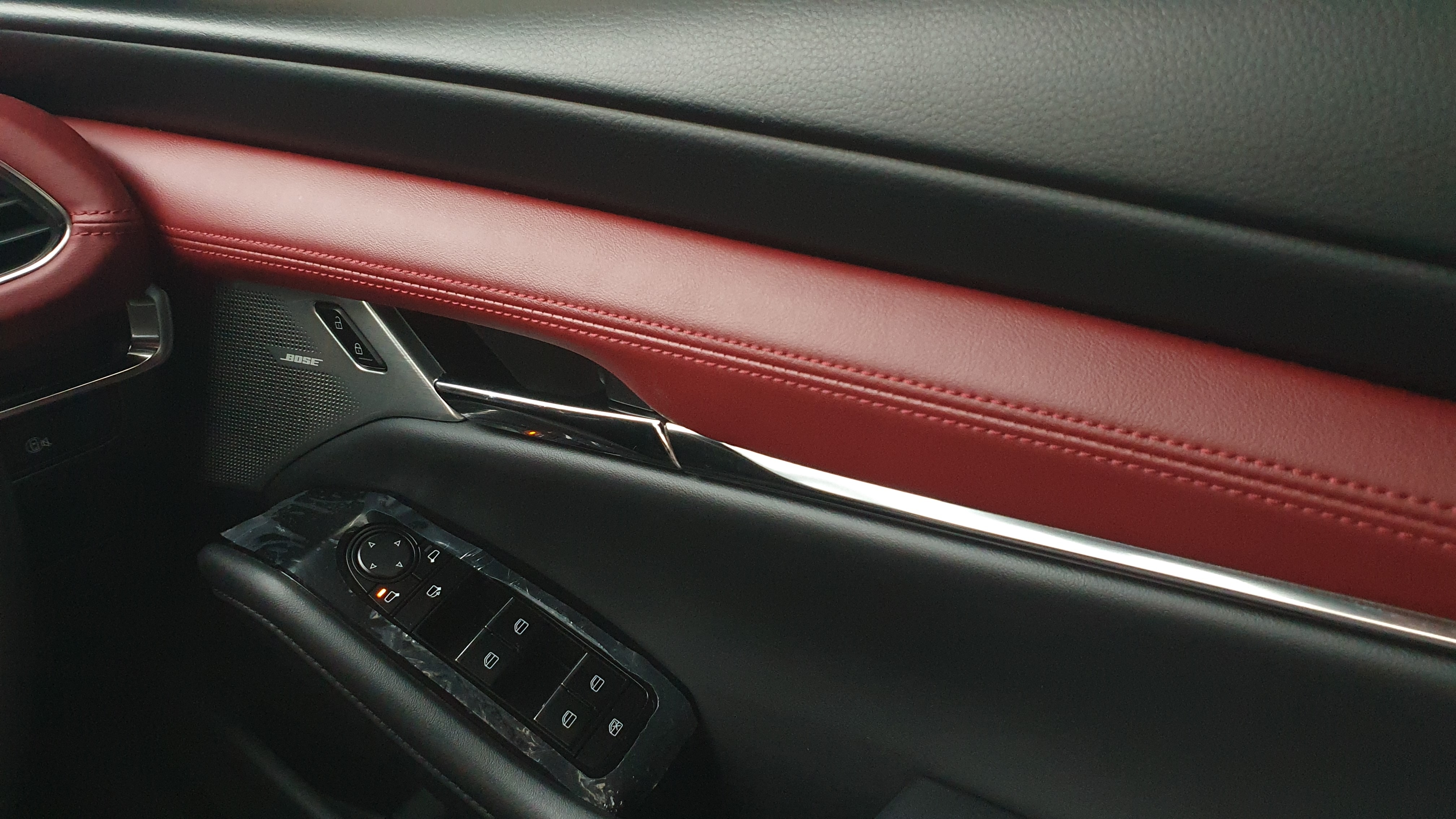 2023 Mazda 3 Hatchback Skyactive-G 2.0 2023 Mazda 3 Hatchback Skyactive-G 2.0