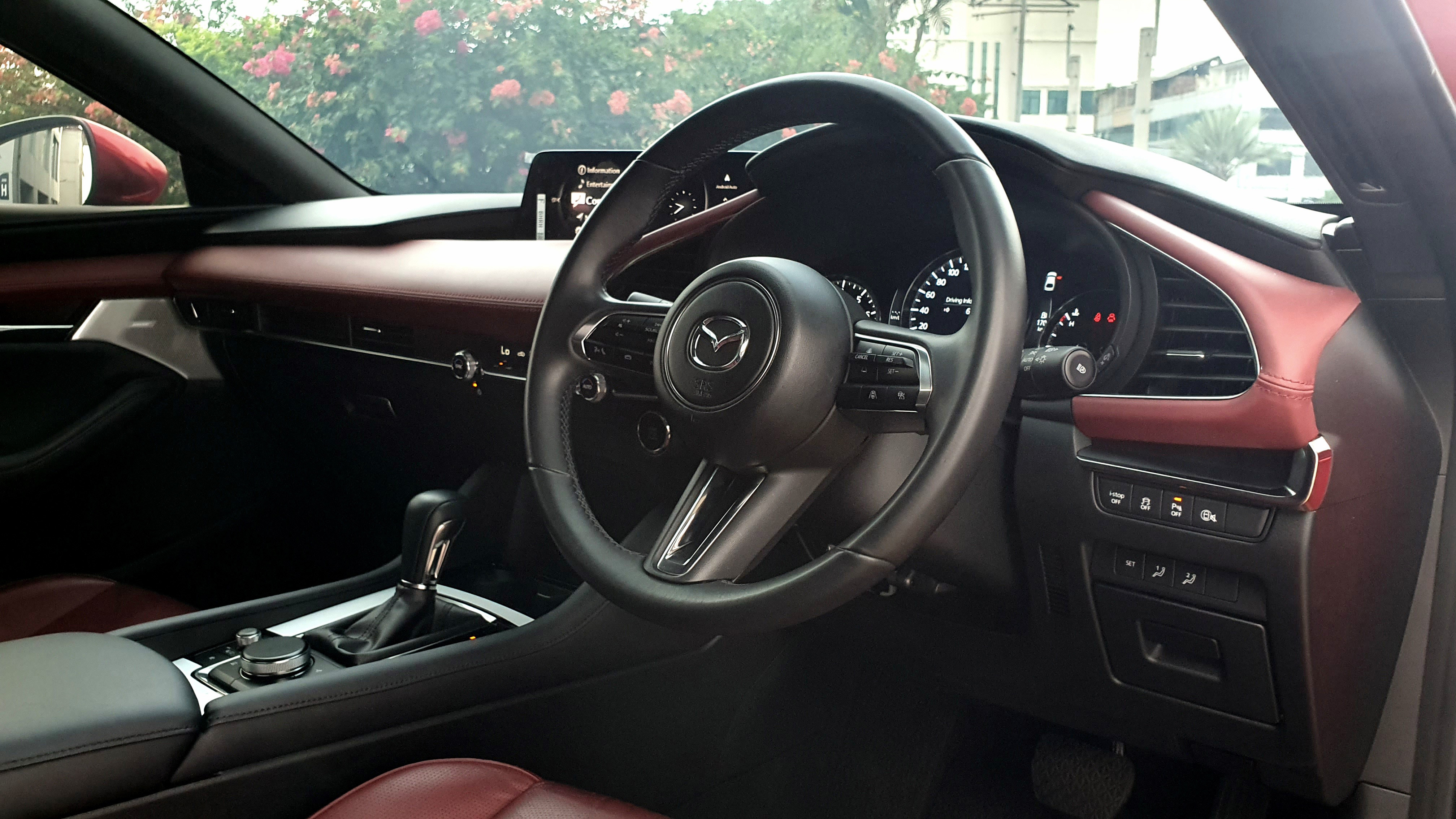 2023 Mazda 3 Hatchback Skyactive-G 2.0 2023 Mazda 3 Hatchback Skyactive-G 2.0