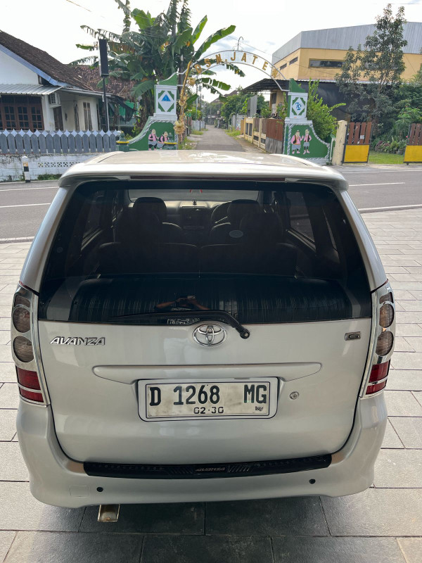 2005 Toyota Avanza  E M/T 2005 Toyota Avanza  E M/T