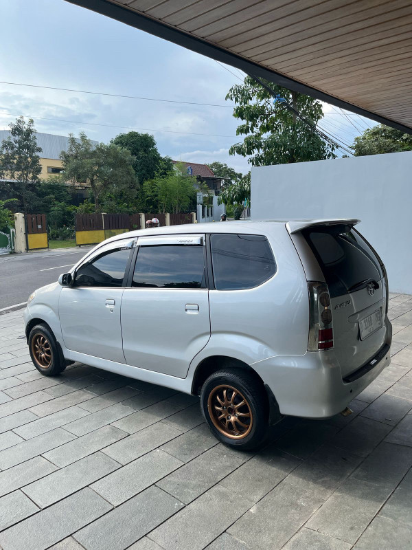 2005 Toyota Avanza  E M/T 2005 Toyota Avanza  E M/T