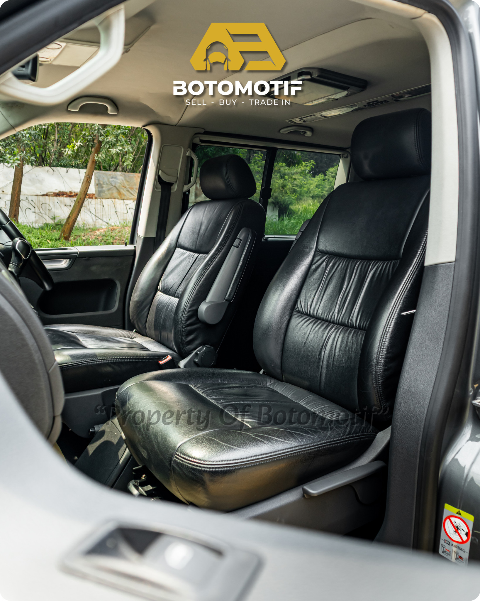 2012 Volkswagen Caravelle 2.5 TDI T5 2012 Volkswagen Caravelle 2.5 TDI T5