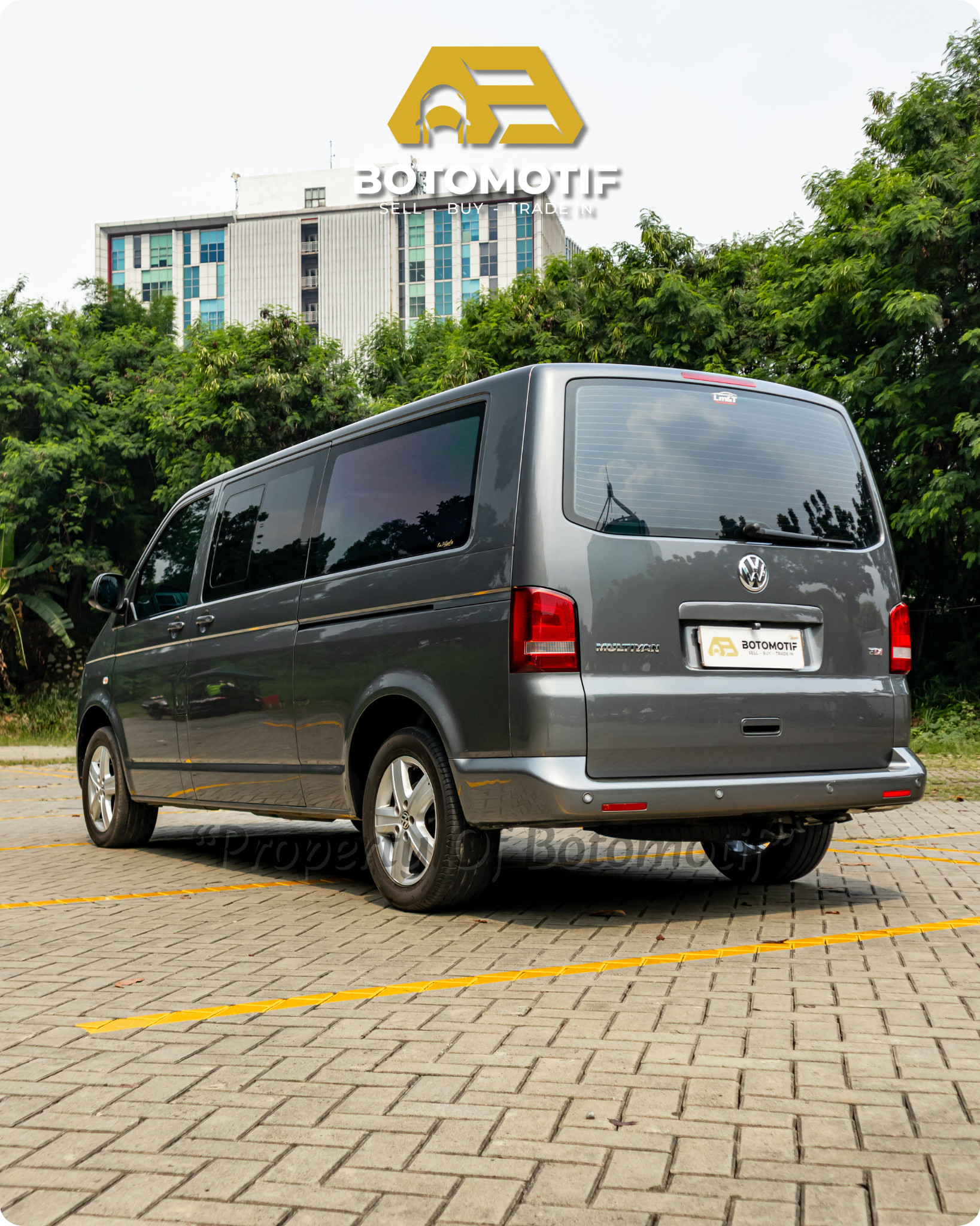 2012 Volkswagen Caravelle 2.5 TDI T5 2012 Volkswagen Caravelle 2.5 TDI T5