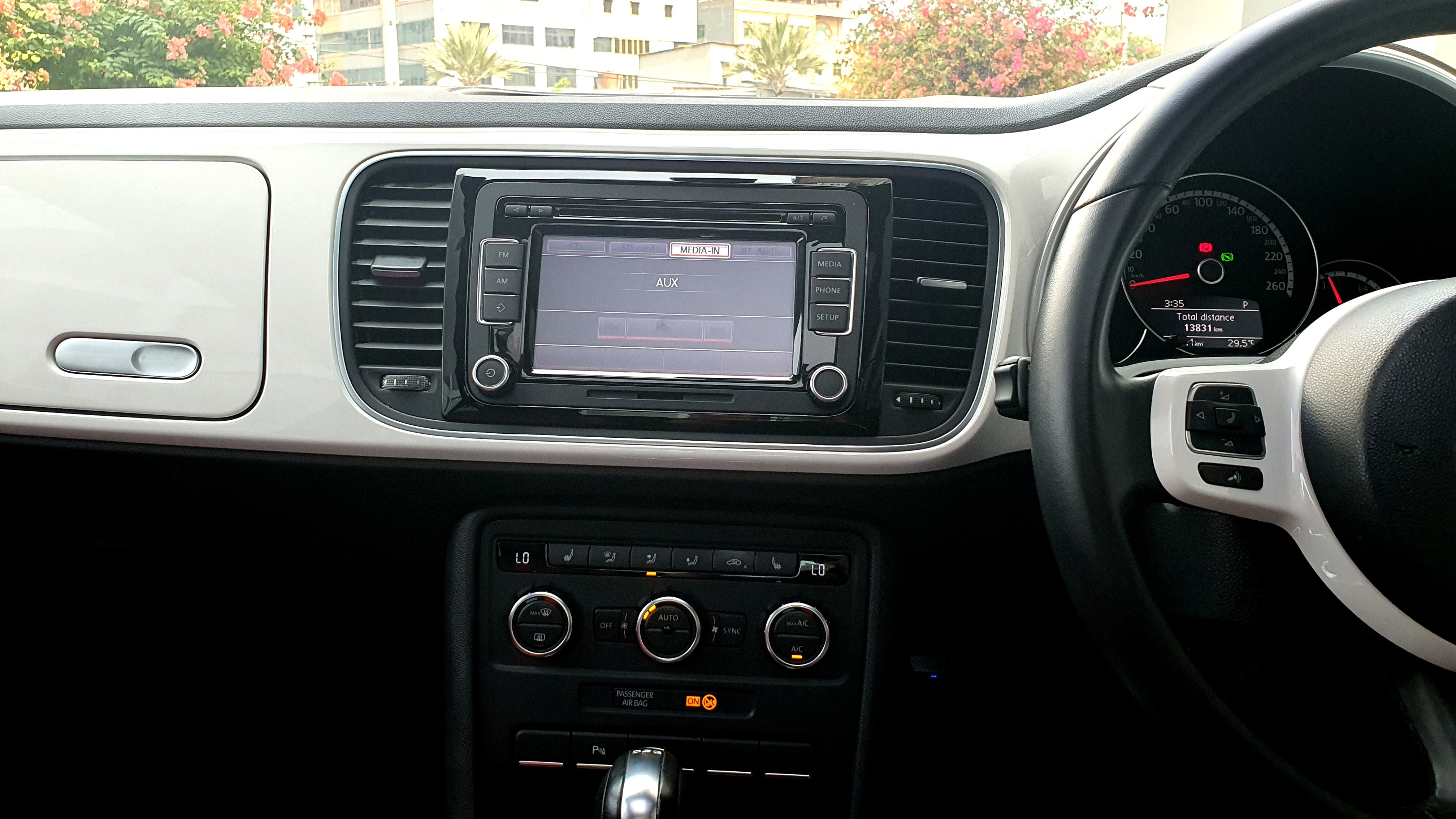 2013 Volkswagen Beetle 2013 Volkswagen Beetle