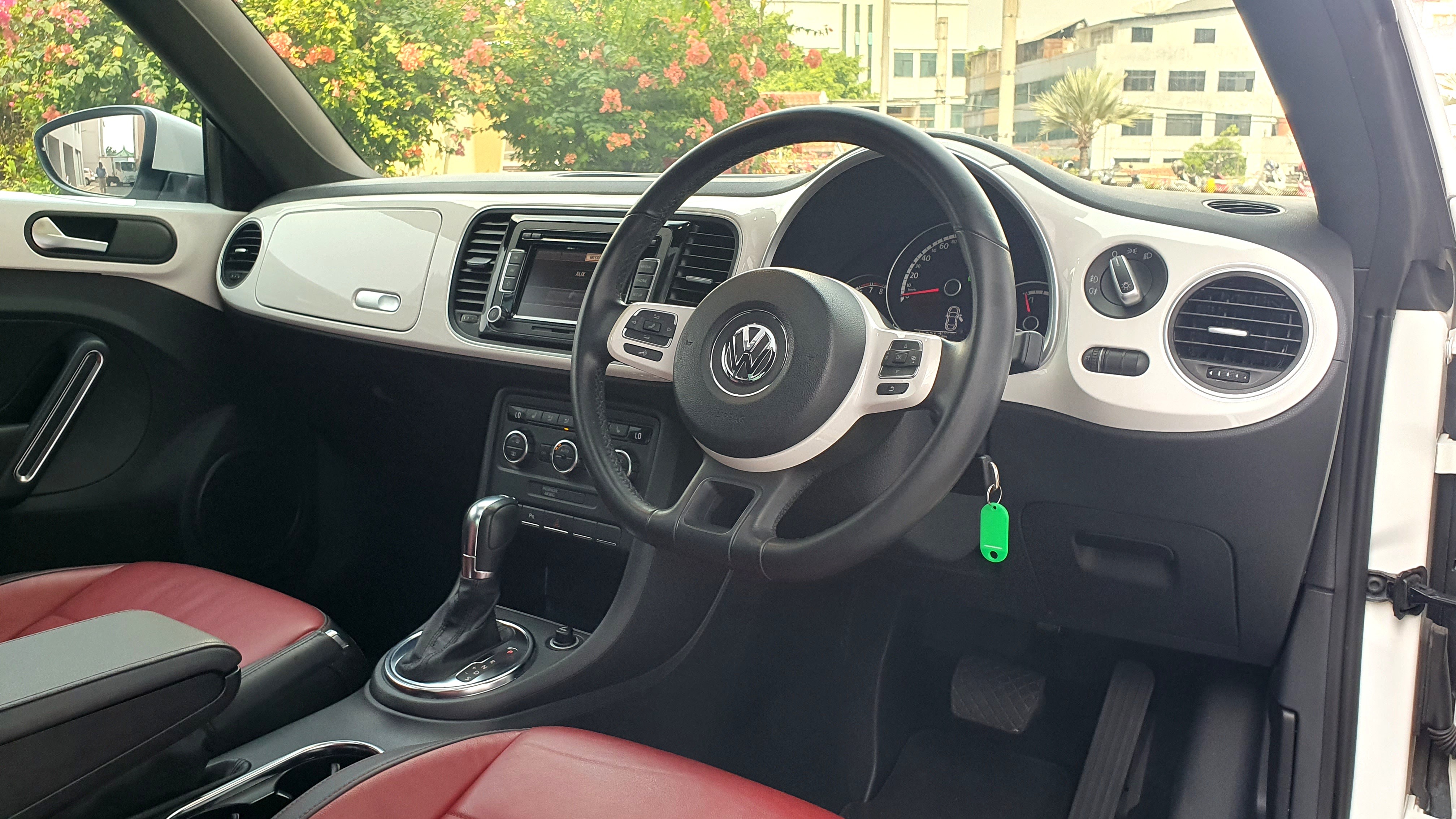 2013 Volkswagen Beetle 2013 Volkswagen Beetle