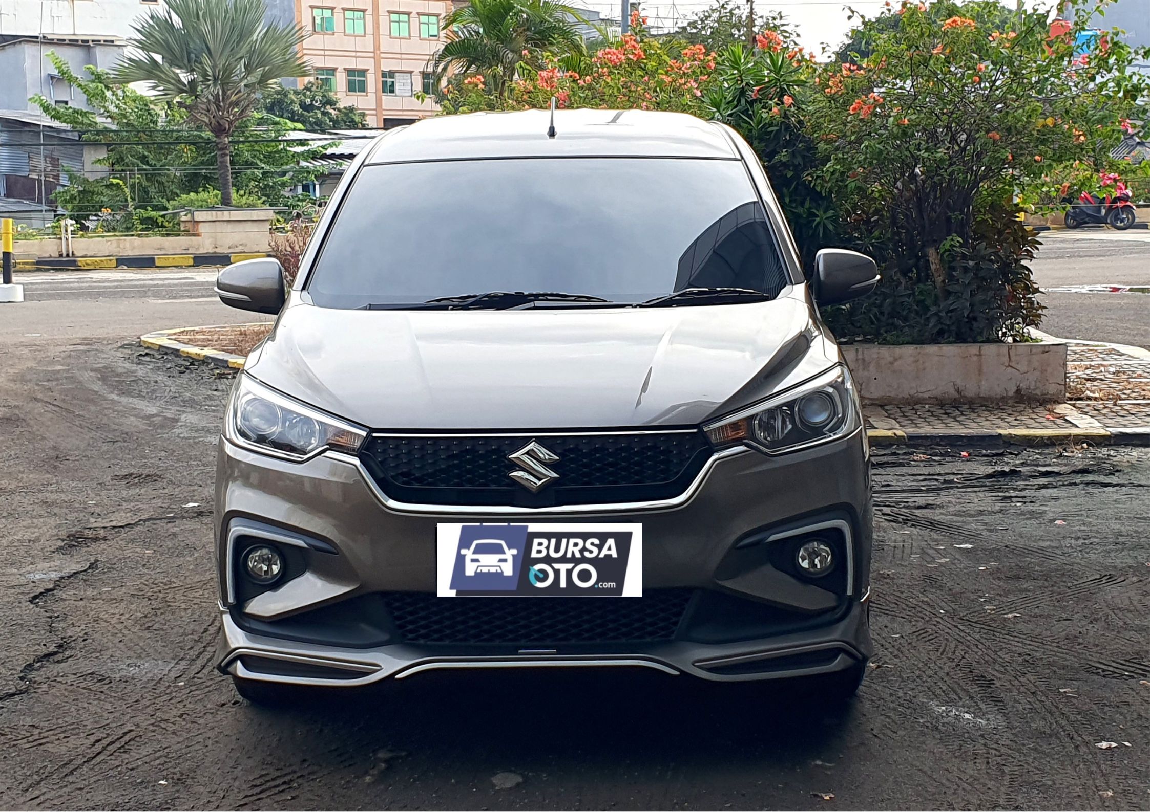2022 Suzuki Ertiga Smart Hybrid Bekas 2022 Suzuki Ertiga Smart Hybrid Bekas