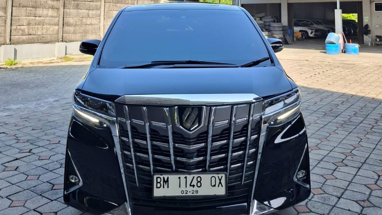 2022 Toyota Alphard Bekas 2022 Toyota Alphard Bekas
