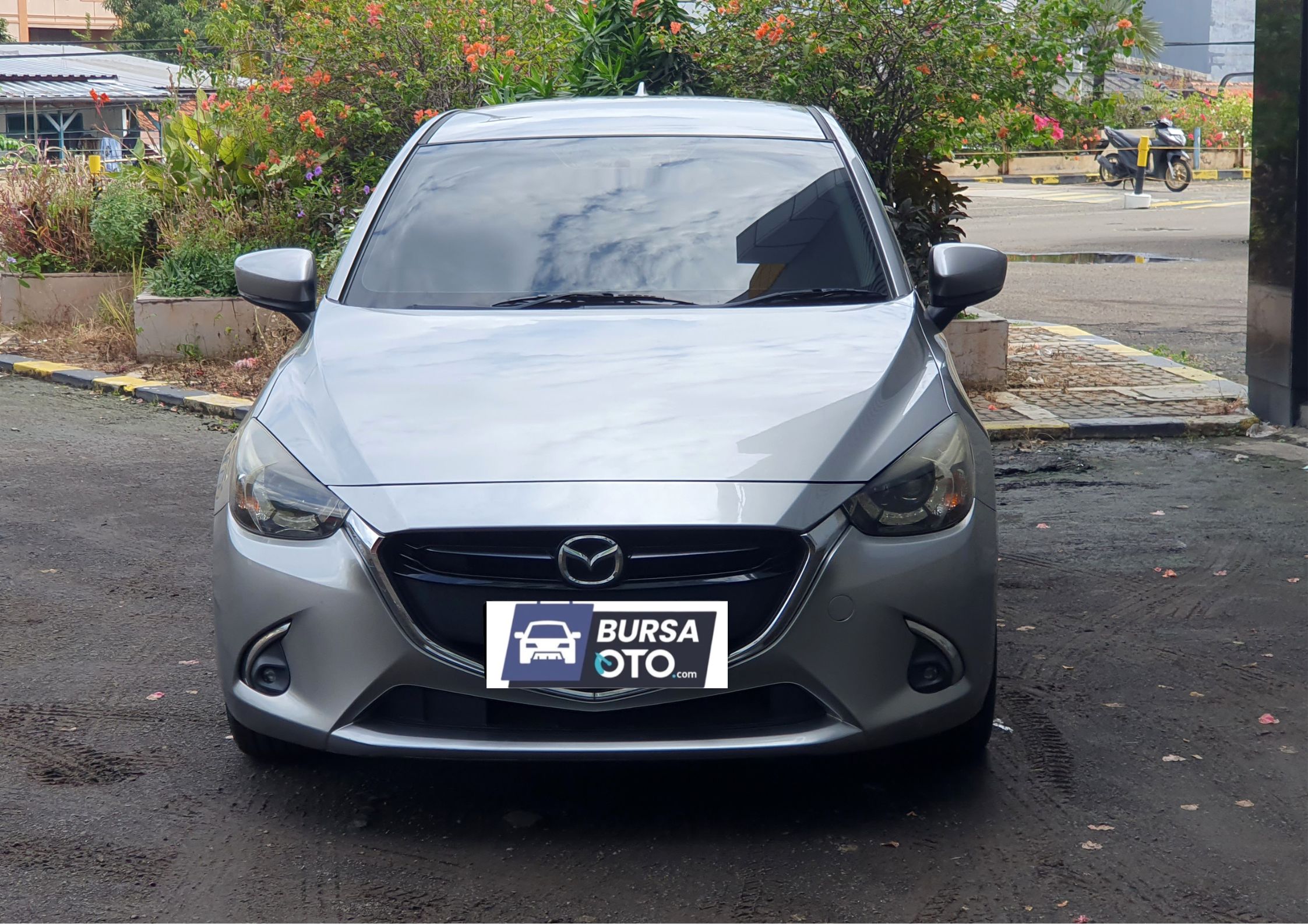 Second Hand 2017 Mazda 2 Second Hand 2017 Mazda 2