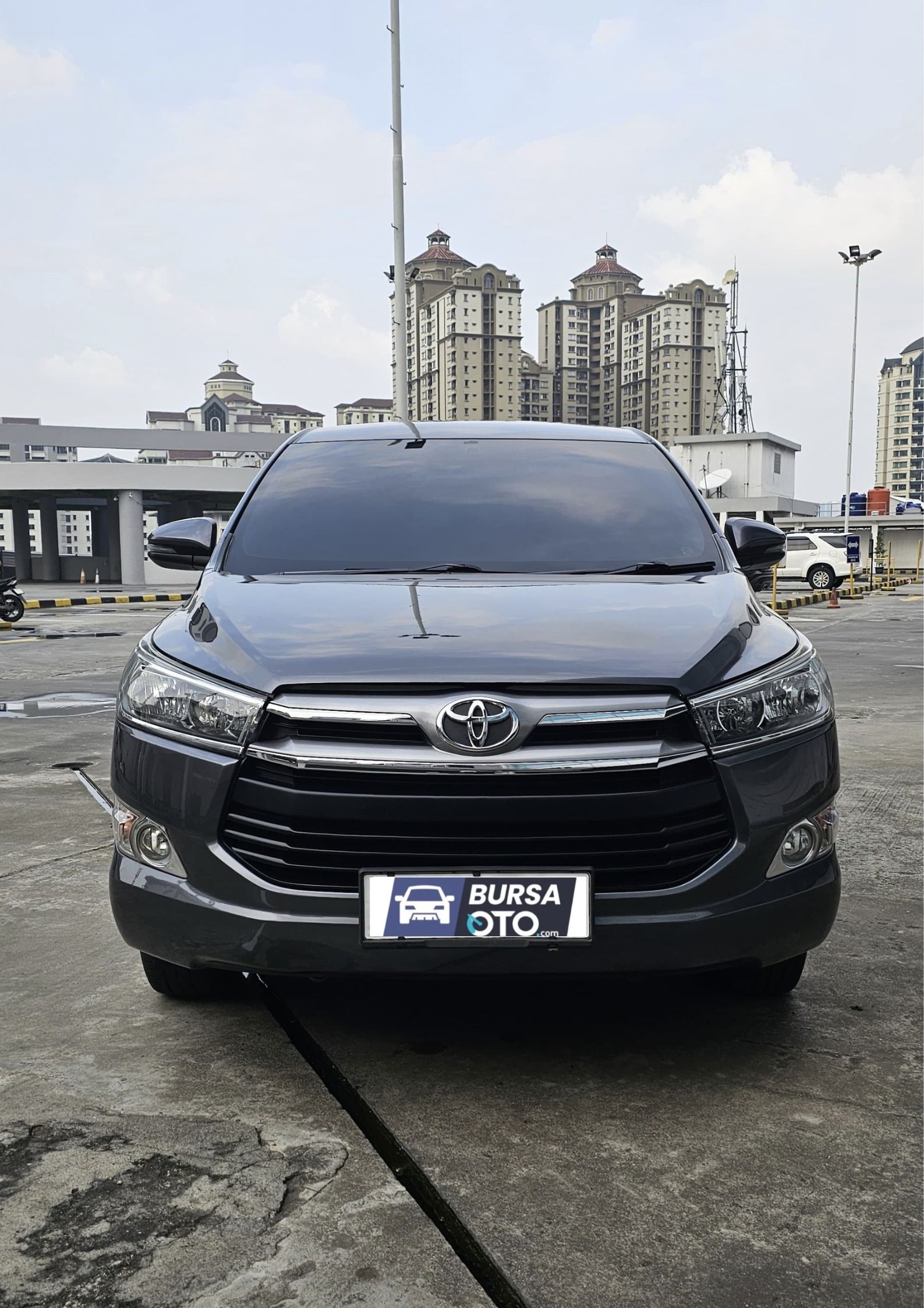 Second Hand 2020 Toyota Innova Second Hand 2020 Toyota Innova