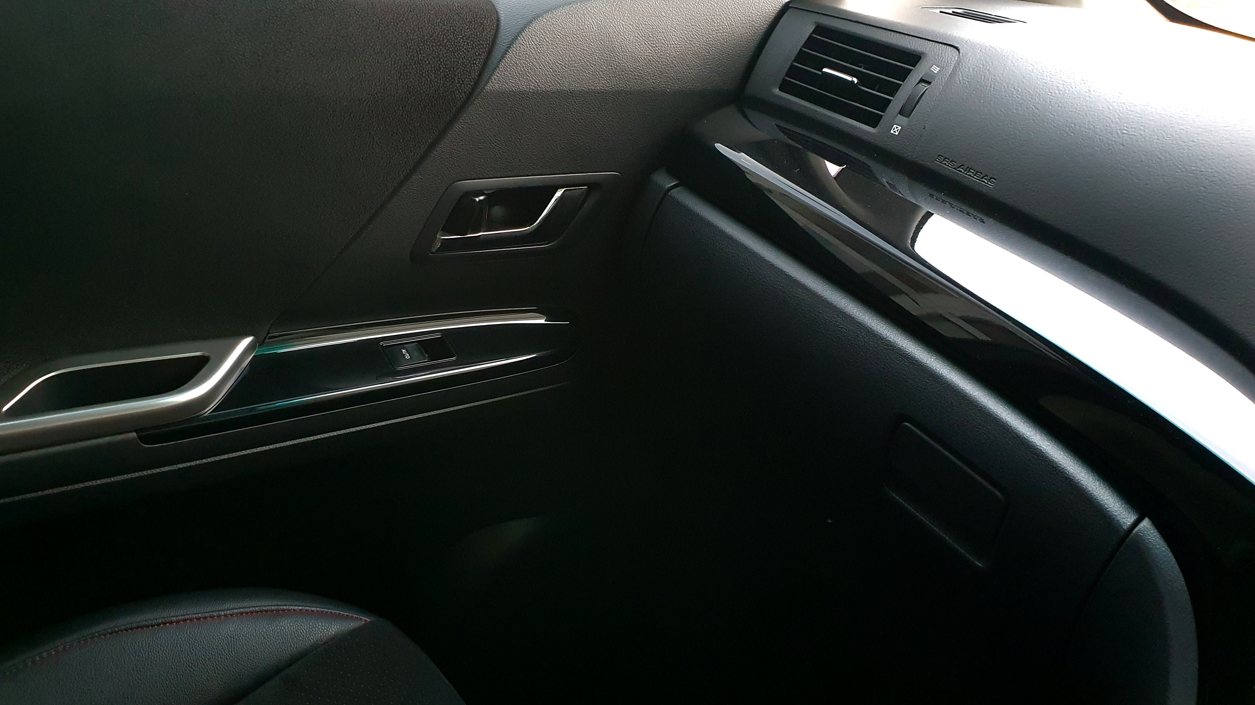 2013 Toyota Vellfire 2013 Toyota Vellfire