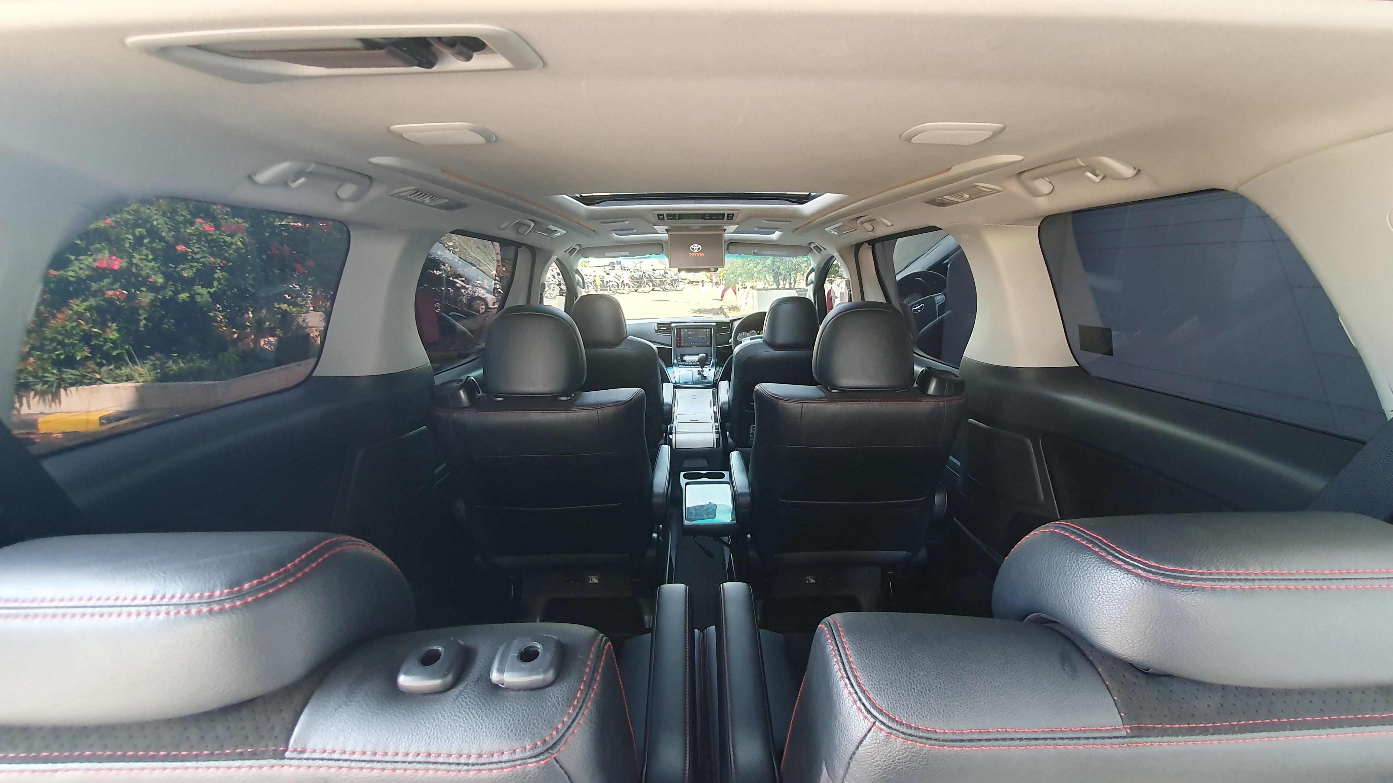 2013 Toyota Vellfire 2013 Toyota Vellfire