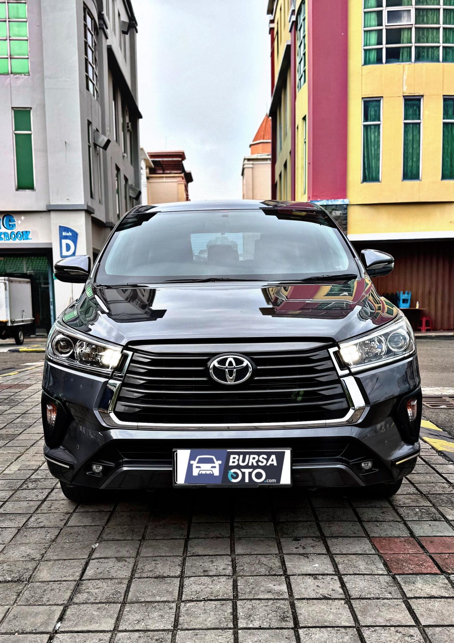 2021 Toyota Kijang Innova 2.4 V Diesel AT