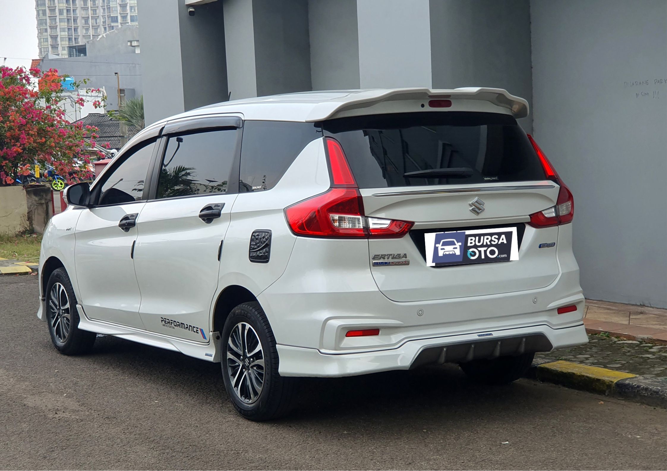 2023 Suzuki Ertiga Smart Hybrid 2023 Suzuki Ertiga Smart Hybrid