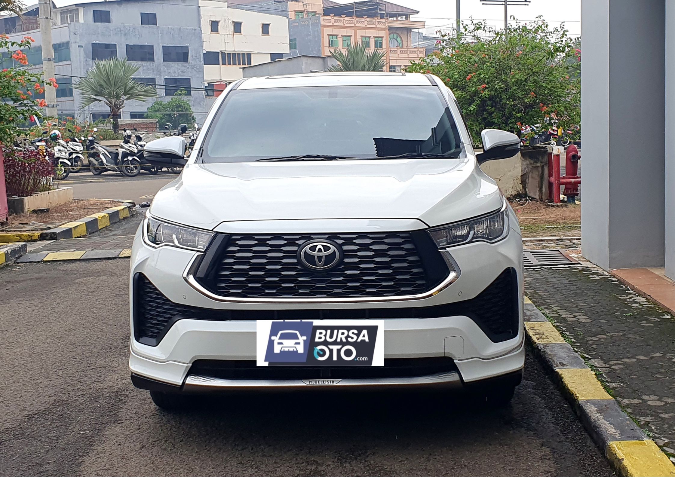 2024 Toyota Kijang Innova Zenix Hybrid EV 2024 Toyota Kijang Innova Zenix Hybrid EV