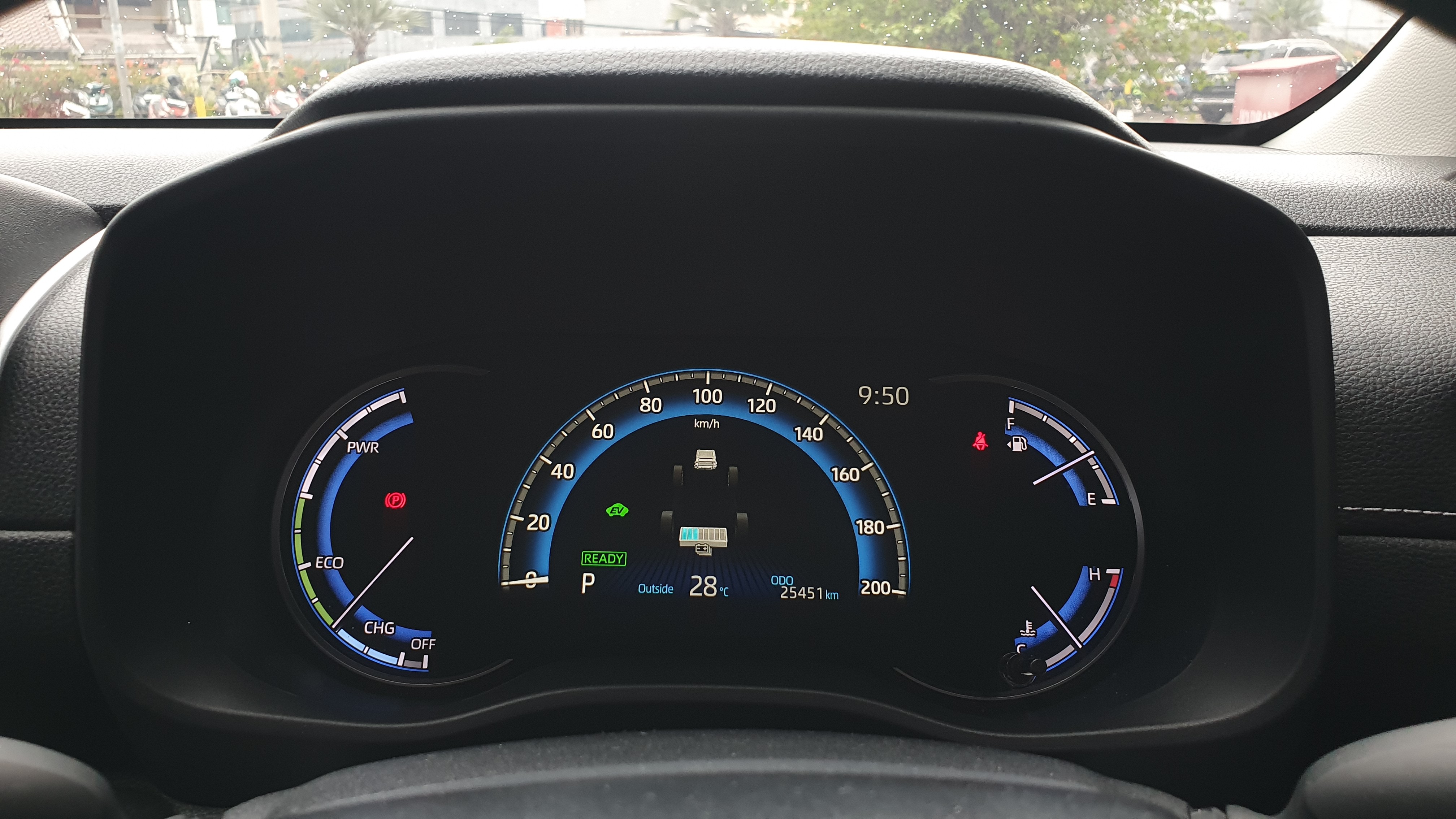 2024 Toyota Kijang Innova Zenix Hybrid EV 2024 Toyota Kijang Innova Zenix Hybrid EV