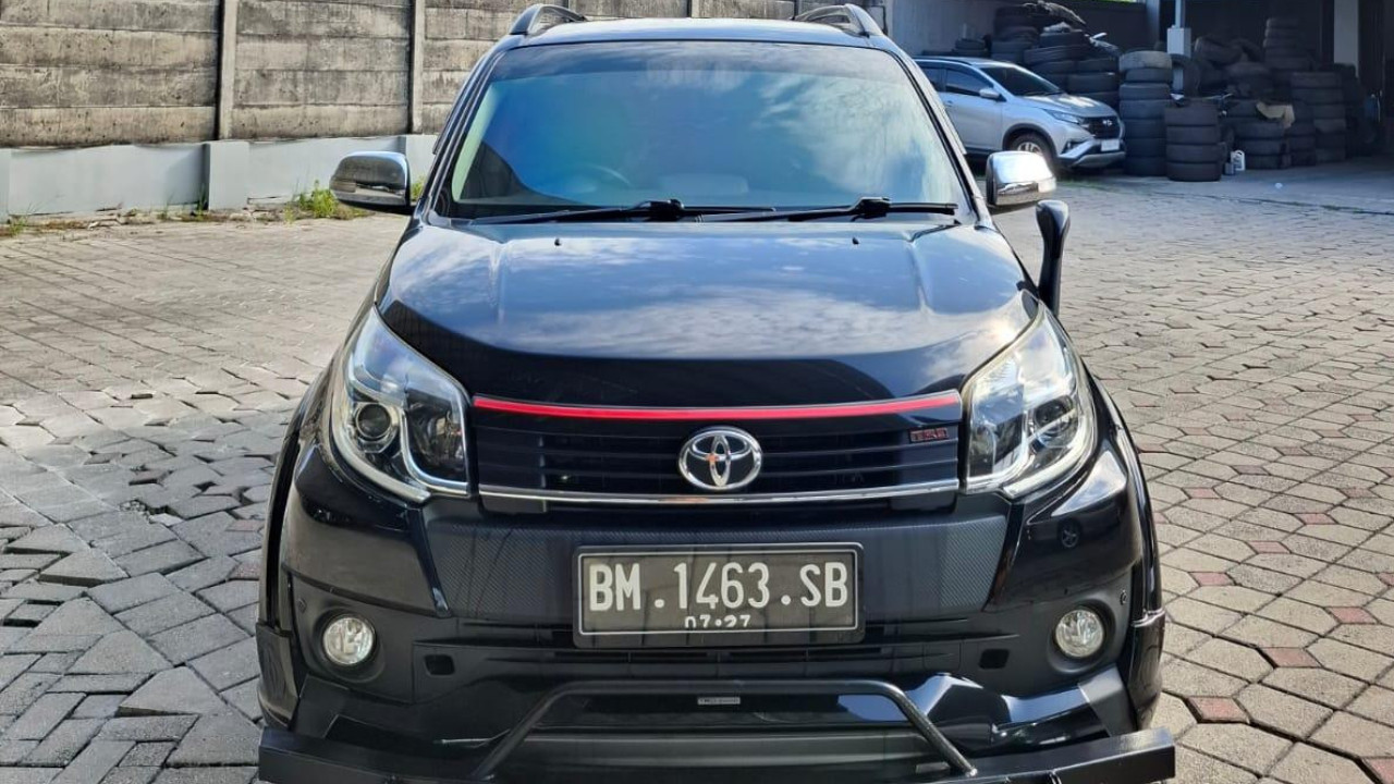 Second Hand 2017 Toyota Rush  1.5 S M/T TRD SPORTIVO ULTIMO DRESS UP Second Hand 2017 Toyota Rush  1.5 S M/T TRD SPORTIVO ULTIMO DRESS UP