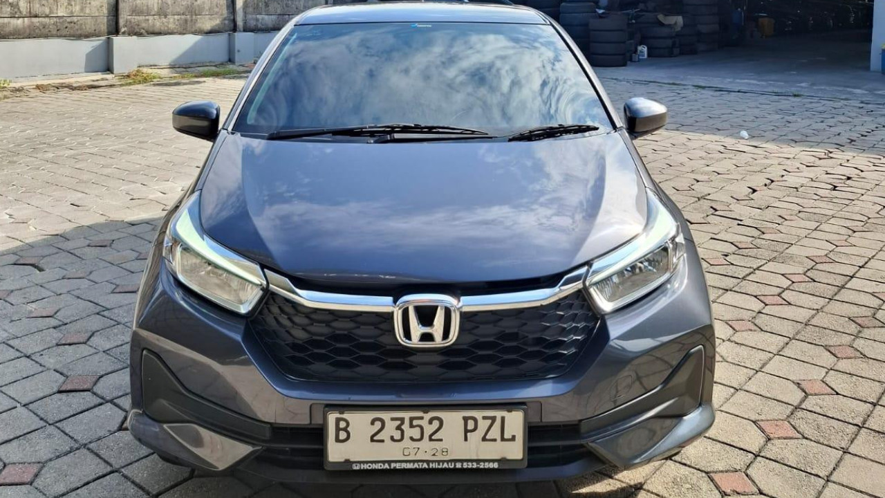 Second Hand 2023 Honda Brio Satya E CVT Second Hand 2023 Honda Brio Satya E CVT