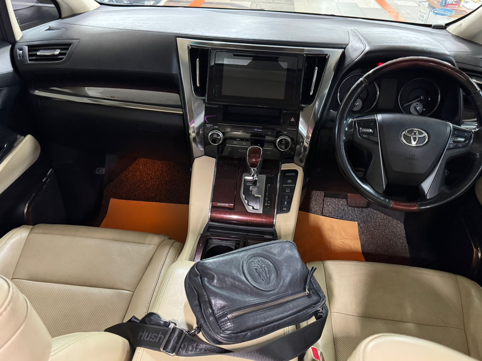 2017 Toyota Alphard 2017 Toyota Alphard