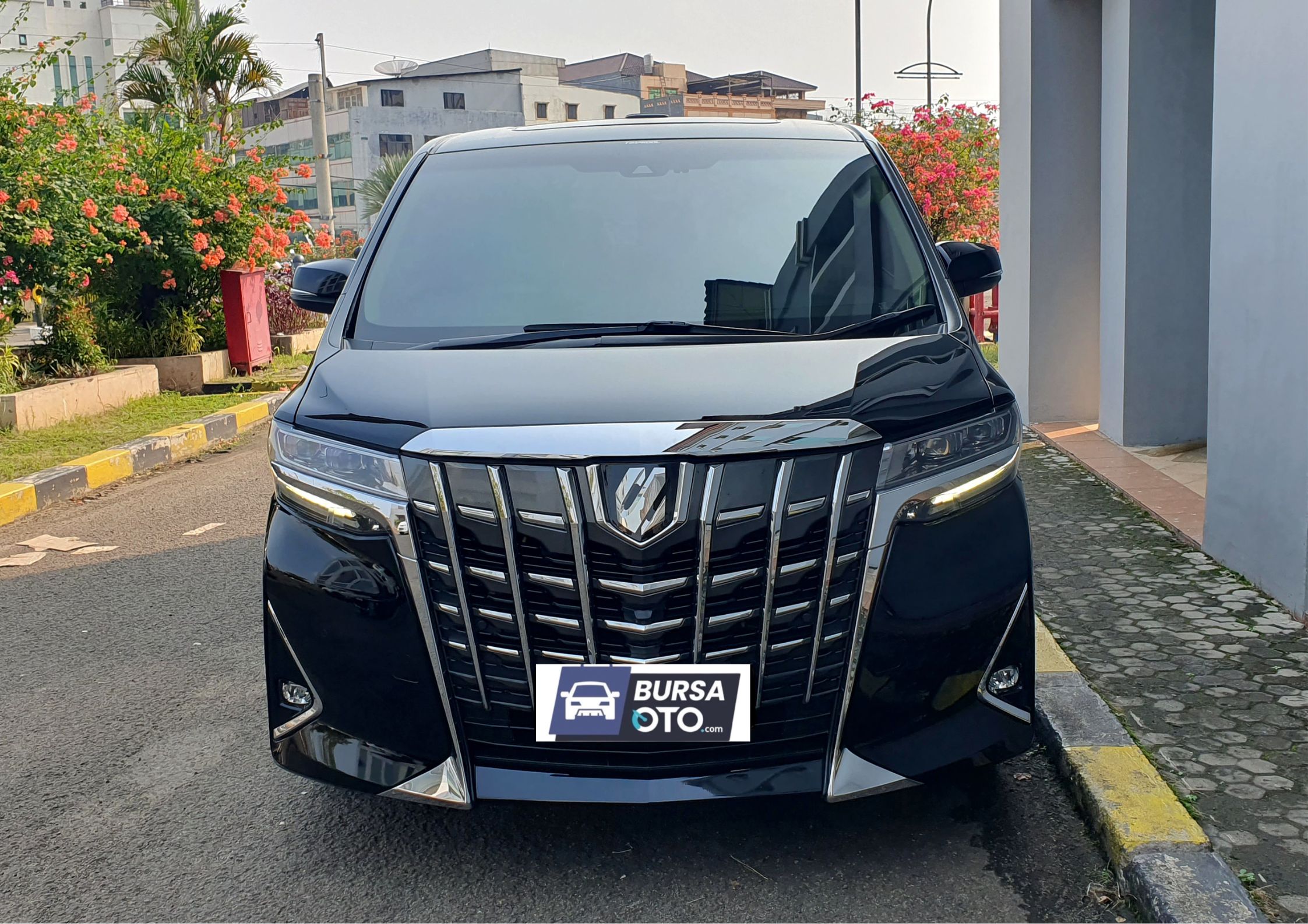 2020 Toyota Alphard Bekas 2020 Toyota Alphard Bekas