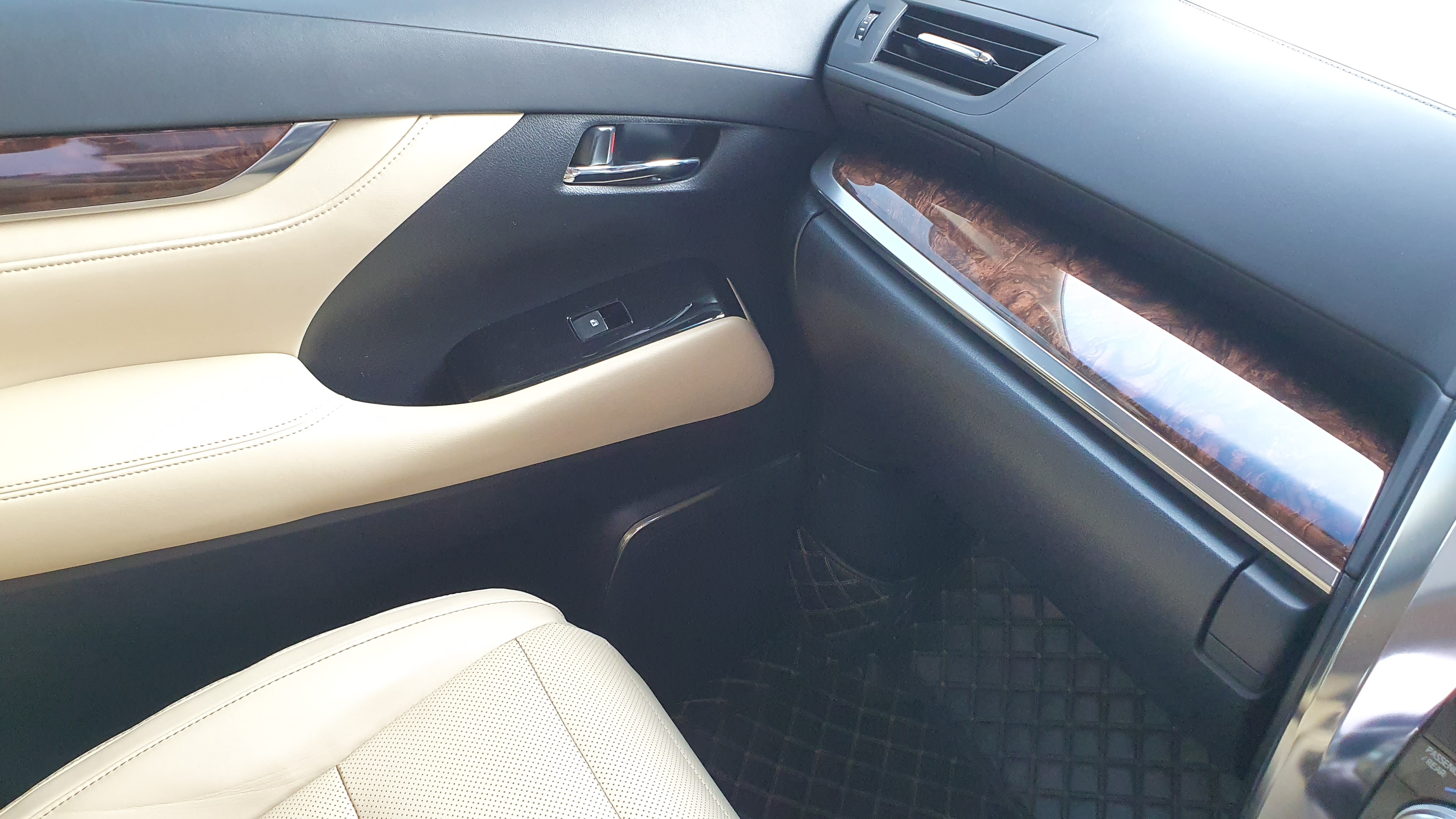 2020 Toyota Alphard 2020 Toyota Alphard