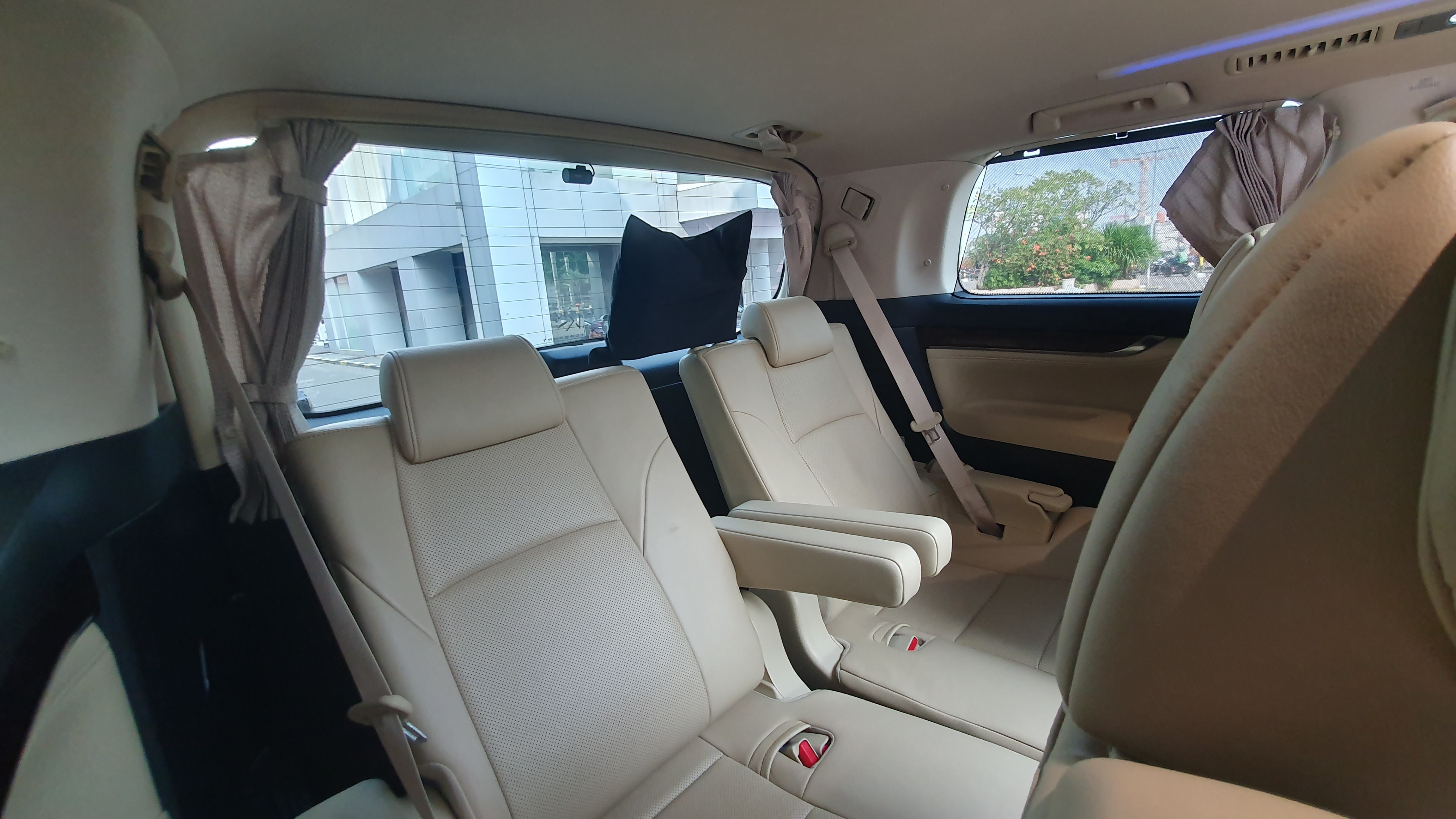 2020 Toyota Alphard 2020 Toyota Alphard