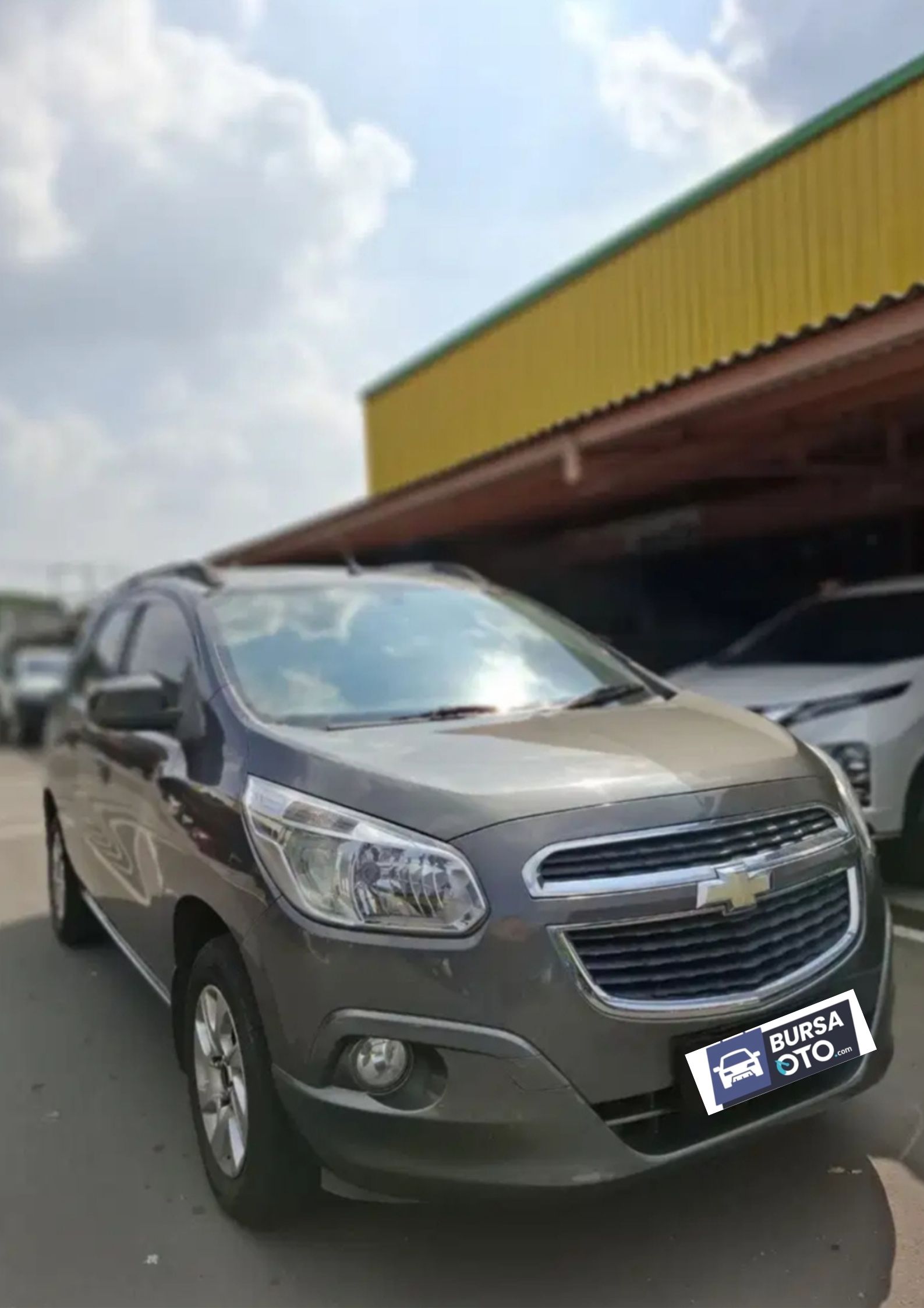 2013 Chevrolet Spin Bekas 2013 Chevrolet Spin Bekas