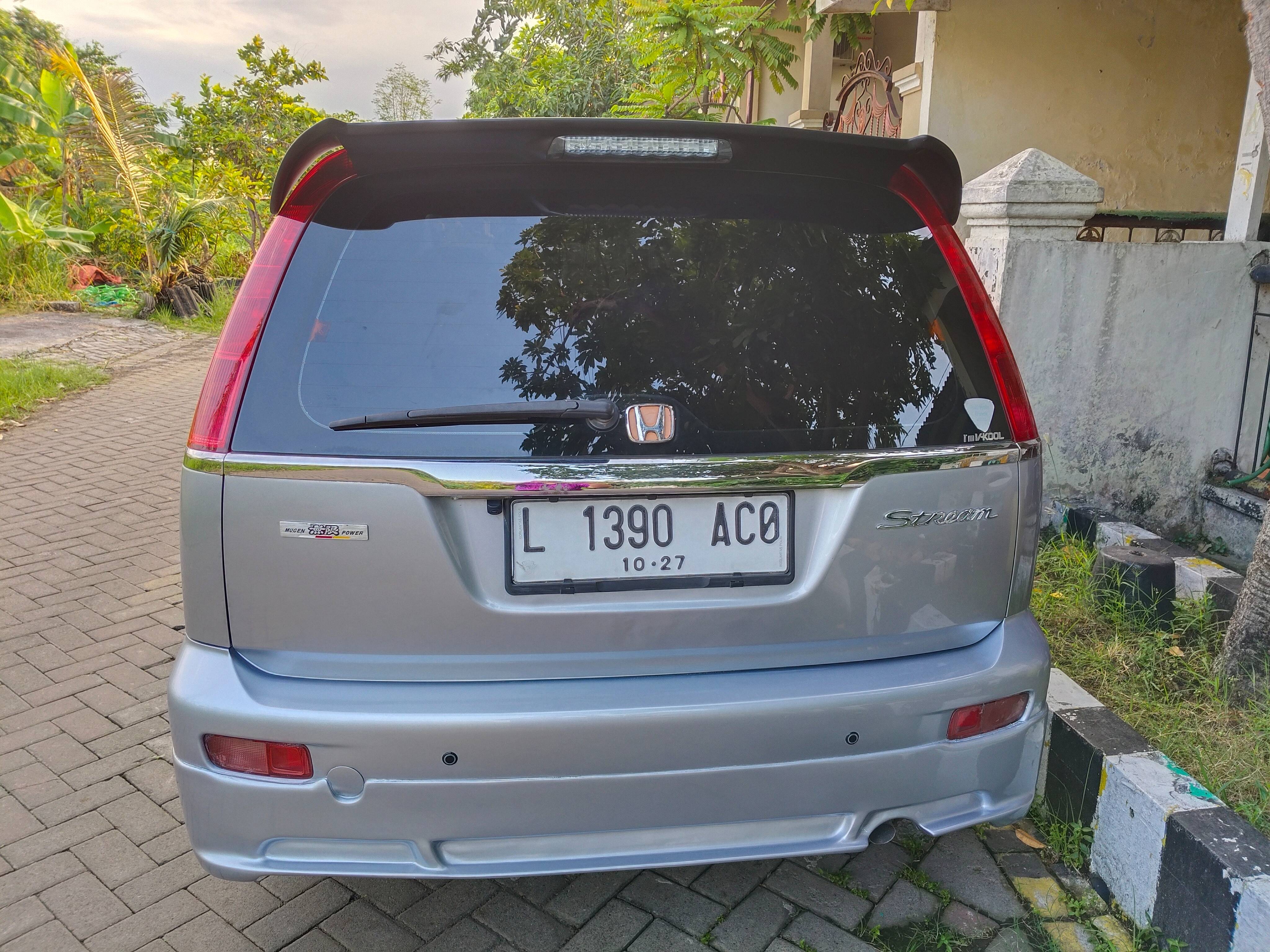 2002 Honda Stream VTEC 1.7L MT 2002 Honda Stream VTEC 1.7L MT