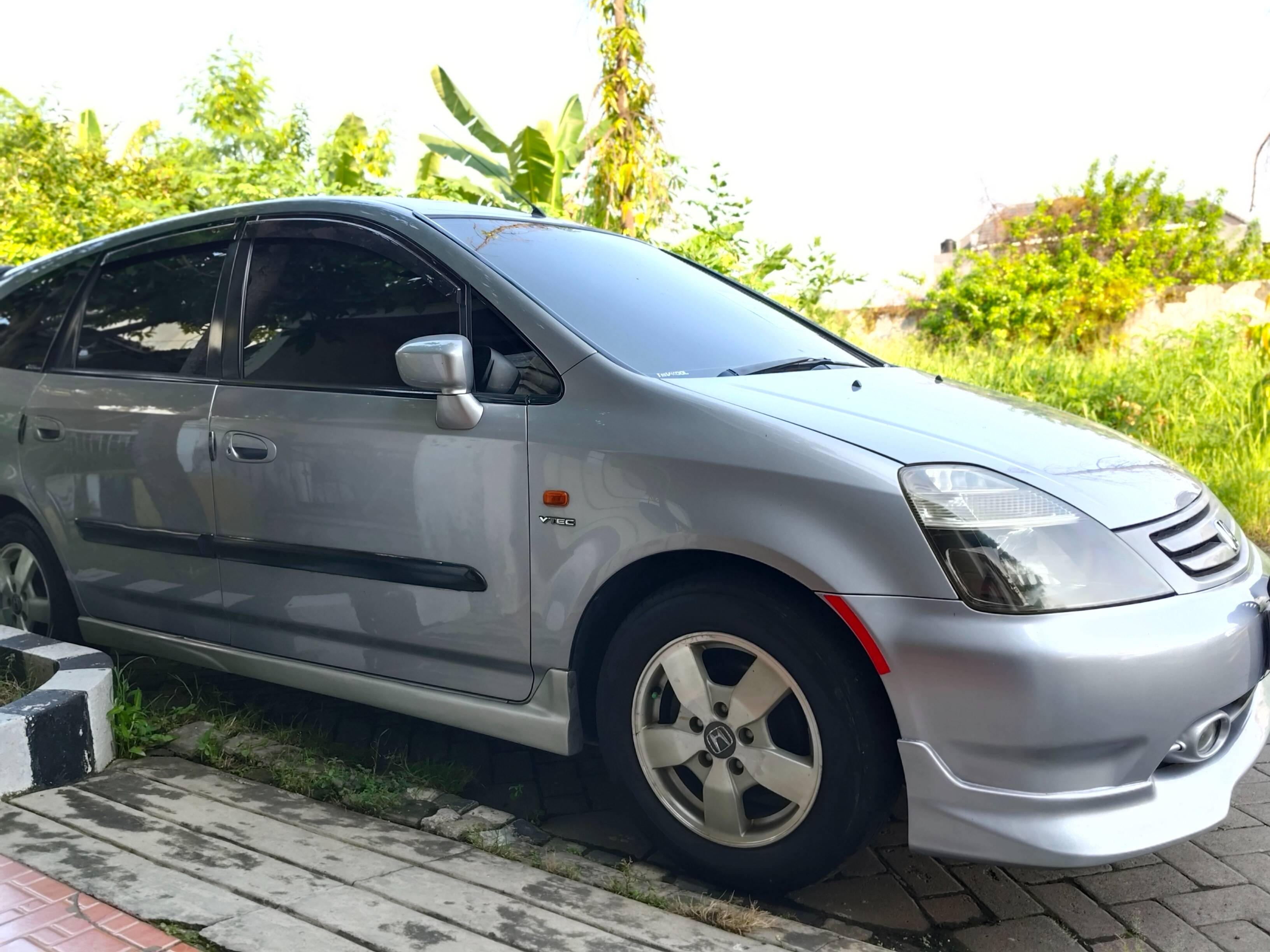 2002 Honda Stream VTEC 1.7L MT 2002 Honda Stream VTEC 1.7L MT