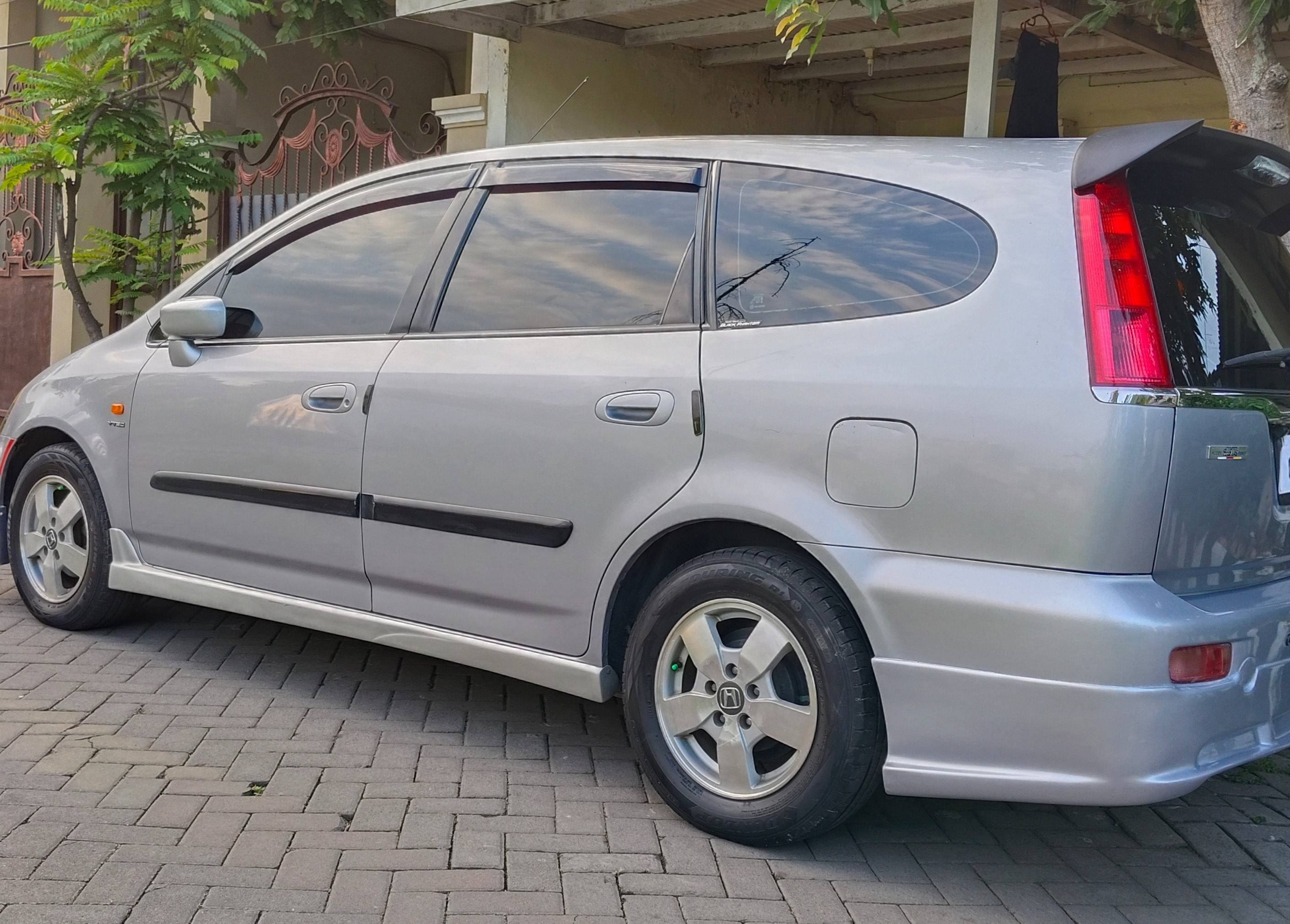 2002 Honda Stream VTEC 1.7L MT 2002 Honda Stream VTEC 1.7L MT