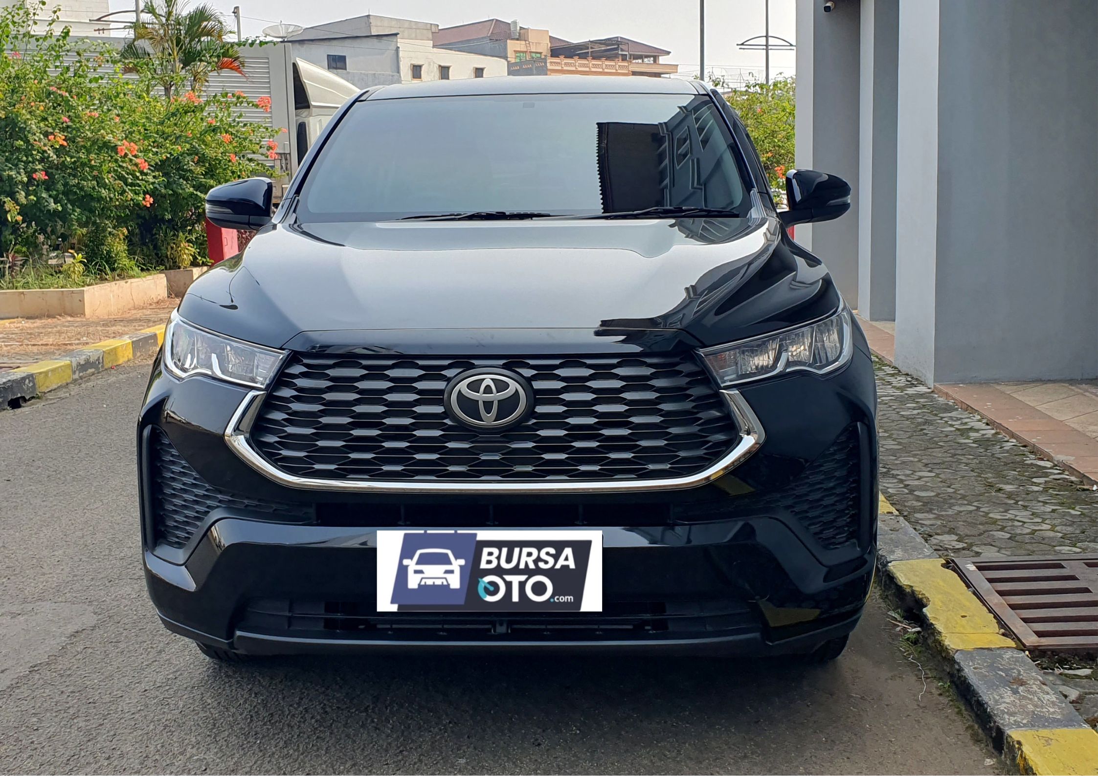 2024 Toyota Kijang Innova Zenix Bekas 2024 Toyota Kijang Innova Zenix Bekas