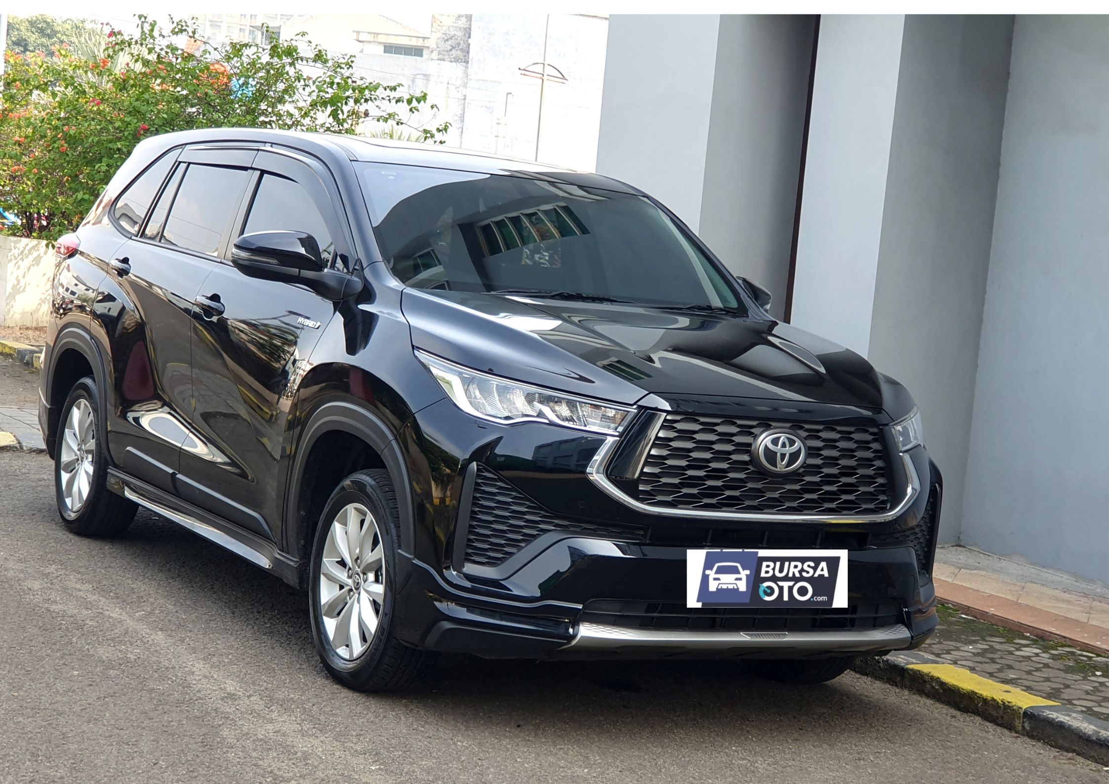 2024 Toyota Kijang Innova Zenix Hybrid EV 2024 Toyota Kijang Innova Zenix Hybrid EV