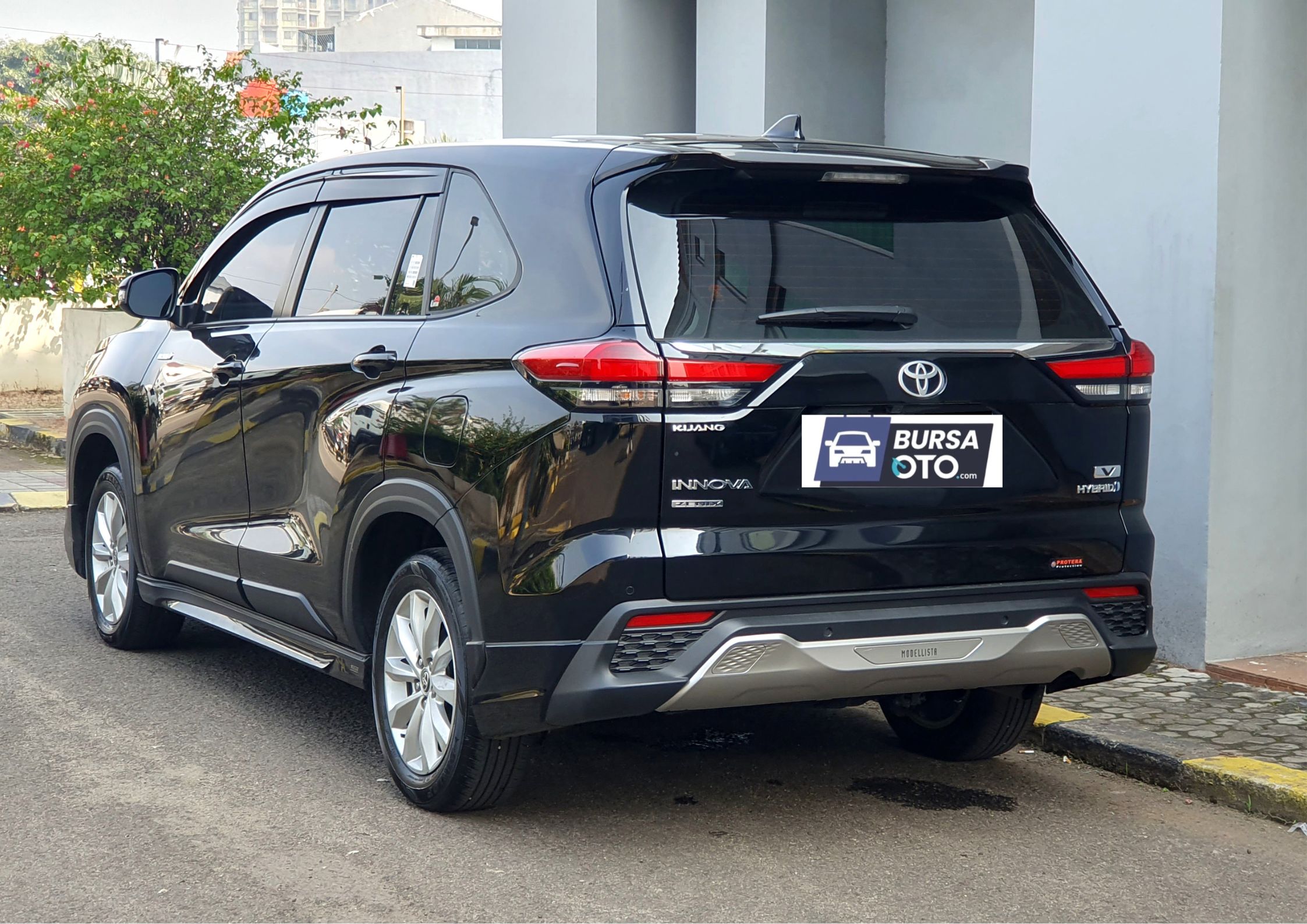 2024 Toyota Kijang Innova Zenix Hybrid EV 2024 Toyota Kijang Innova Zenix Hybrid EV