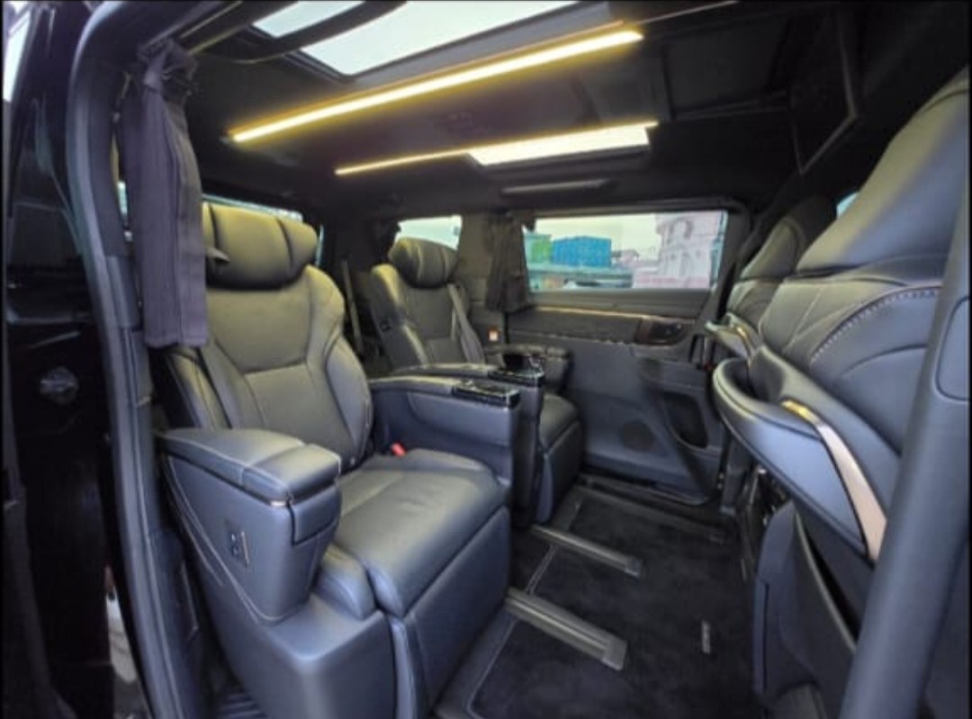 2024 Toyota Alphard Hybrid 2024 Toyota Alphard Hybrid